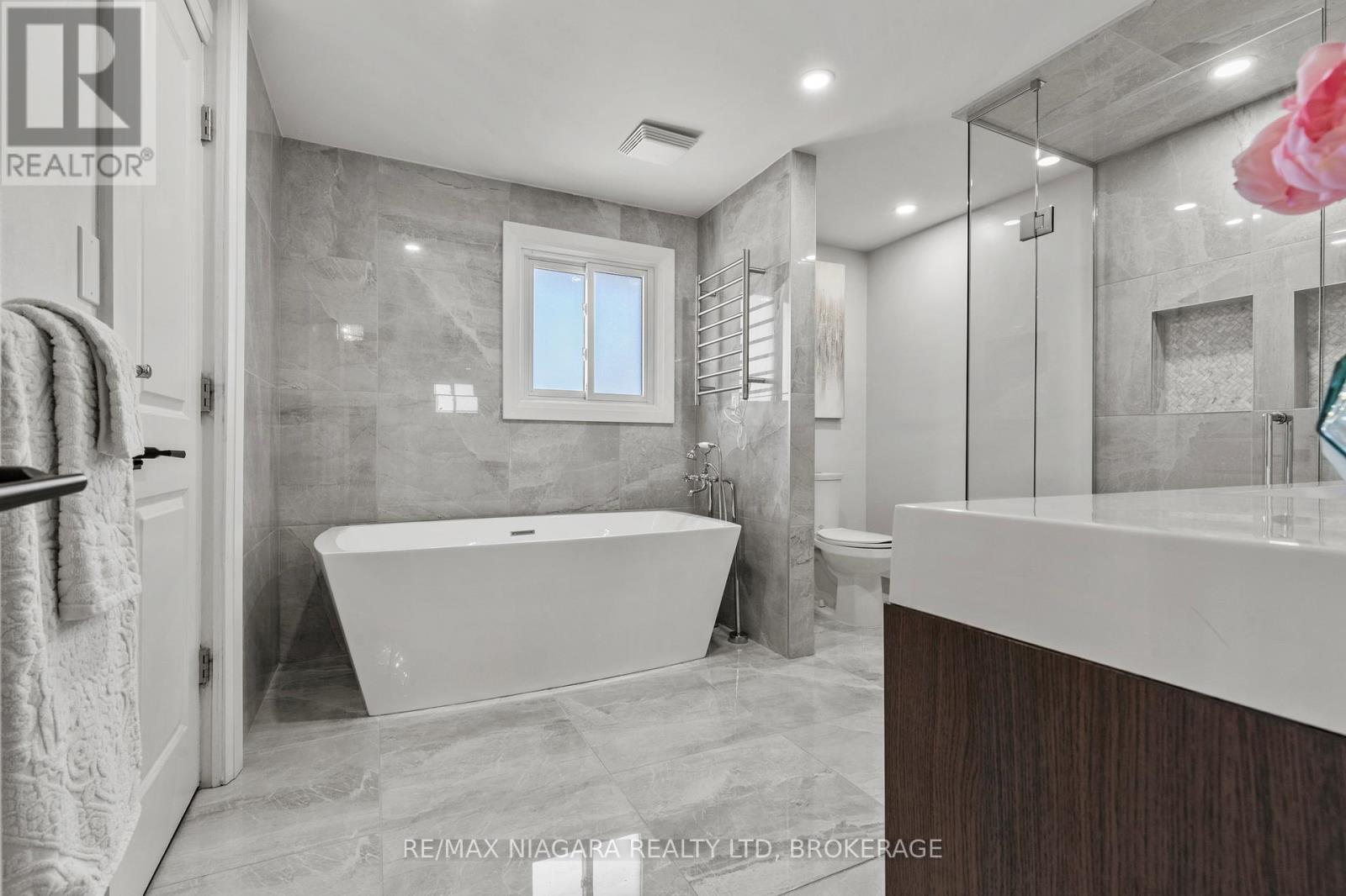 30 Orlando Drive, St. Catharines, Ontario  L2N 6X4 - Photo 22 - X13799926