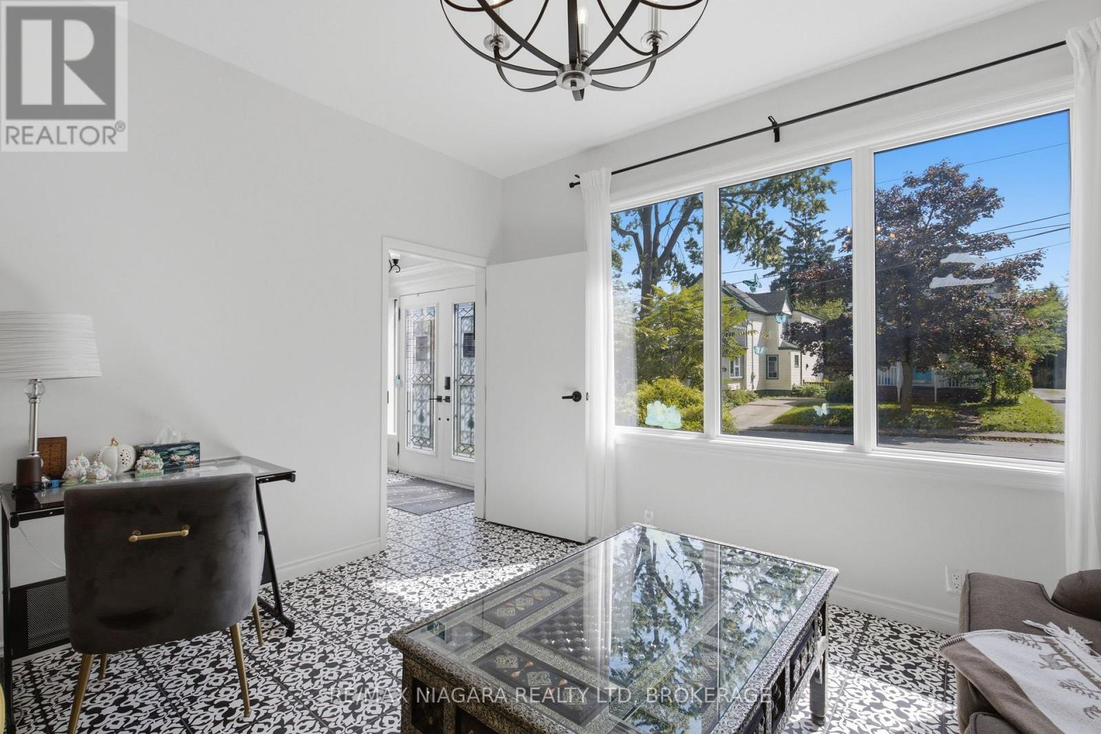 4291 Simcoe Street, Niagara Falls, Ontario  L2E 1T5 - Photo 9 - X13799952