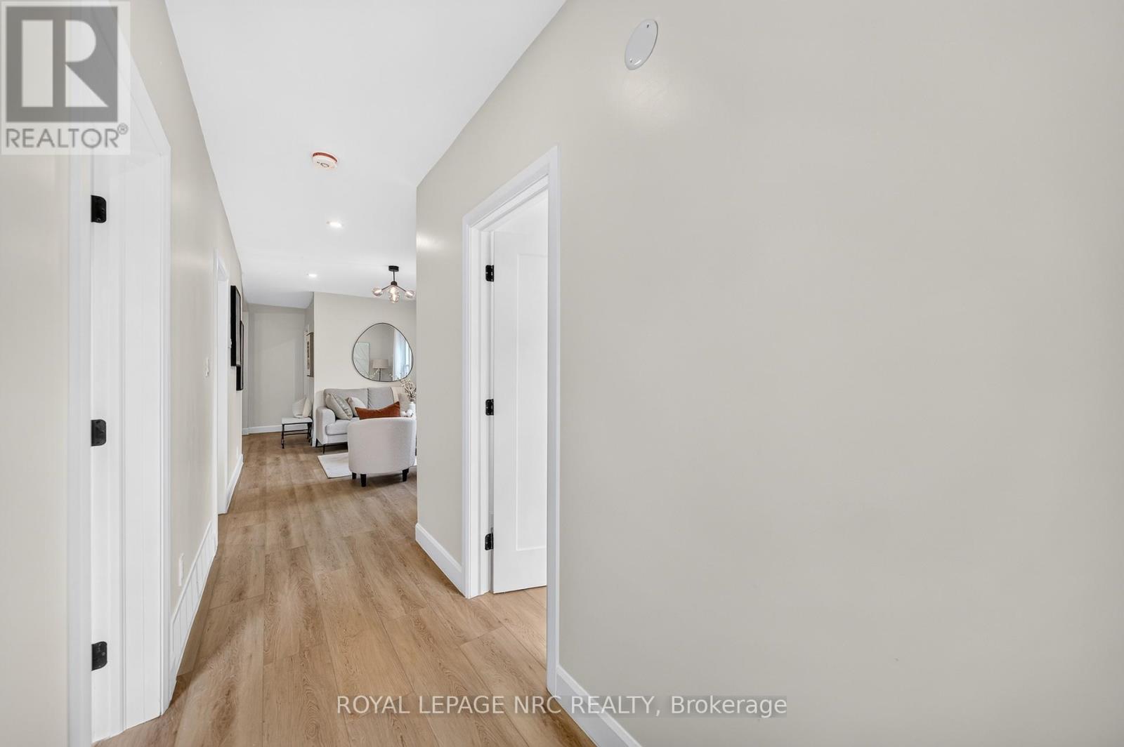 51 Queen Street S, Thorold, Ontario  L2V 3N2 - Photo 7 - X13799986