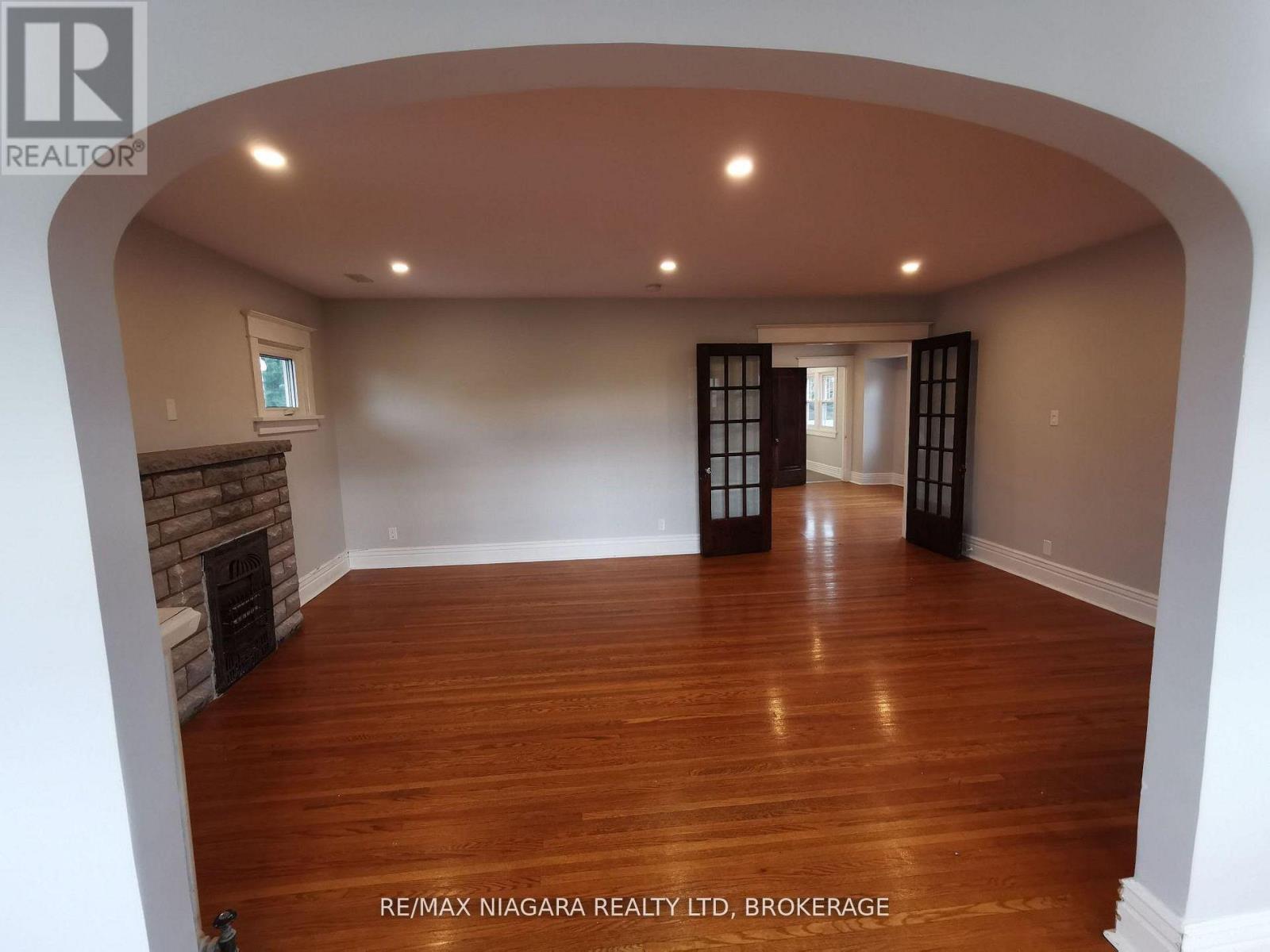 5161-5163 River Road, Niagara Falls, Ontario  L2E 3G8 - Photo 6 - X13800086