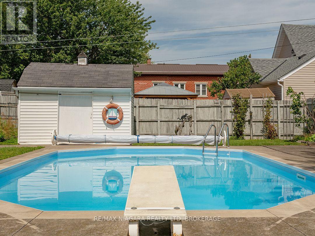 632 King Street, Port Colborne, Ontario  L3K 4H8 - Photo 5 - X13800192