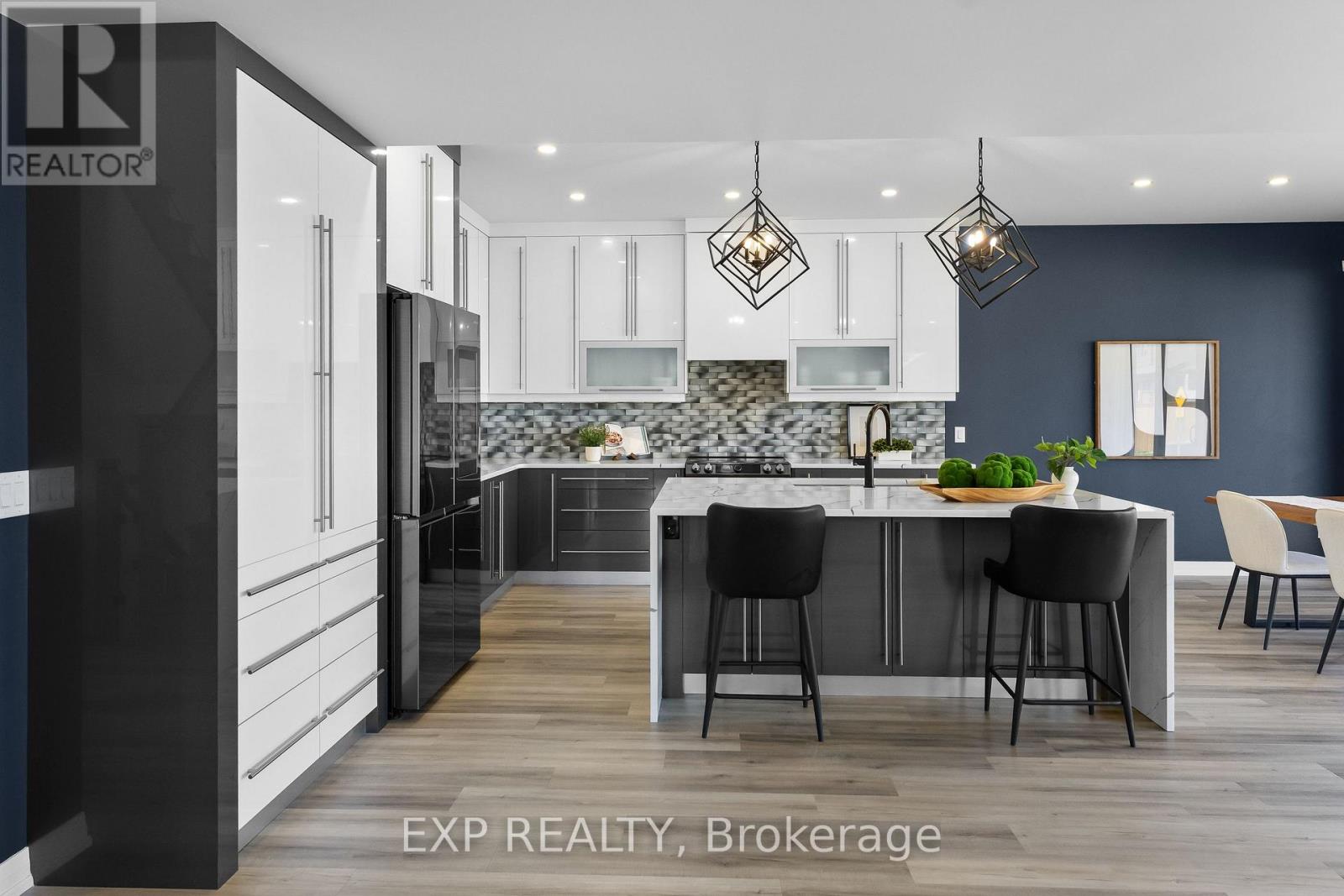 7365 Jonathan Drive, Niagara Falls, Ontario  L2H 3T3 - Photo 8 - X13800210