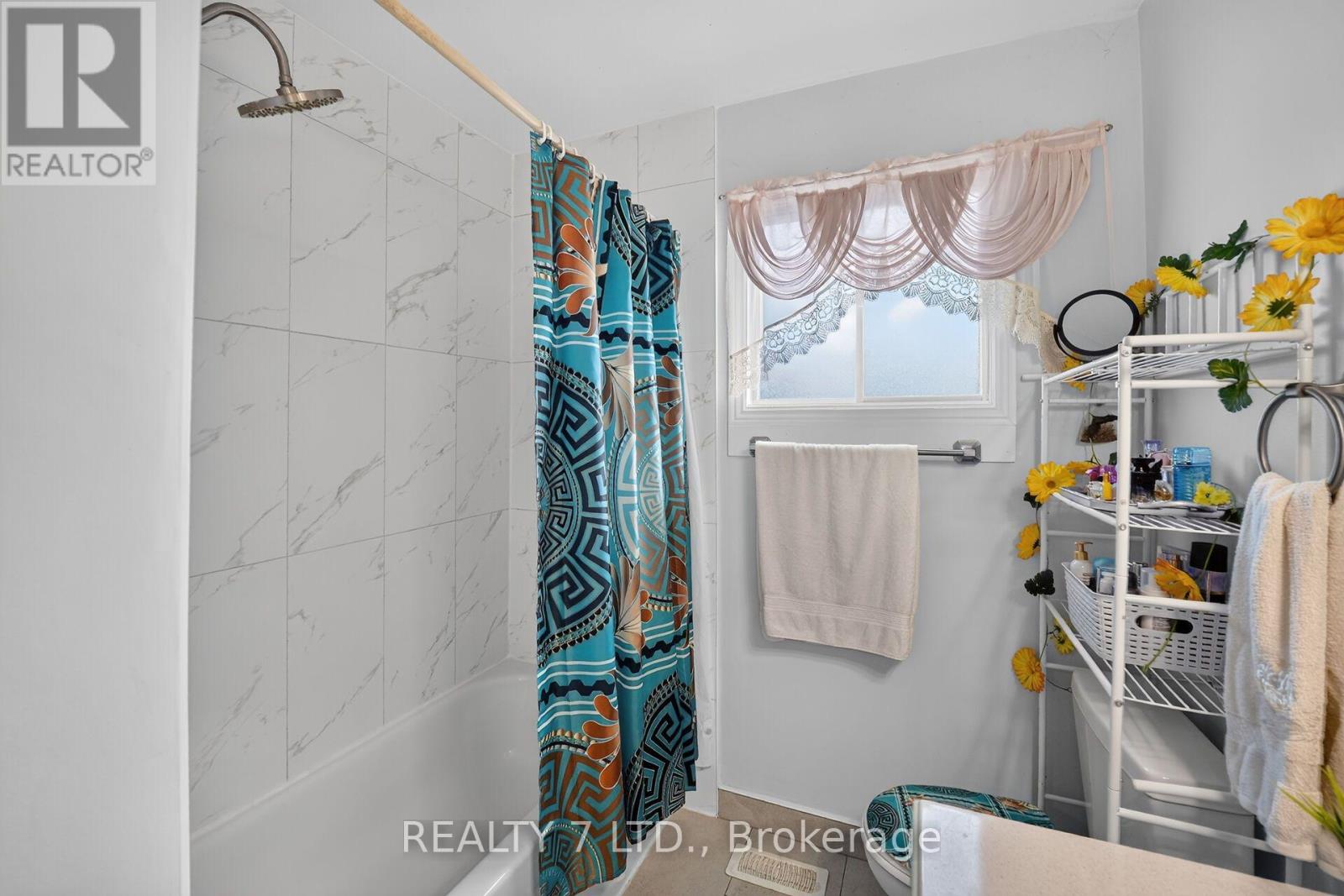 54 Cowan Drive, Thorold, Ontario  L2V 4Y9 - Photo 19 - X13800282
