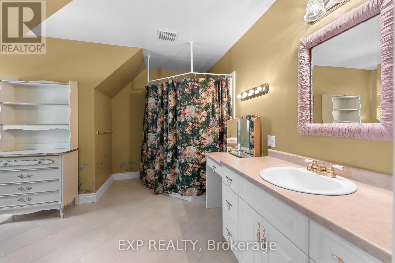 1110 Centre Street, Pelham, Ontario  L0S 1C0 - Photo 25 - X13800354