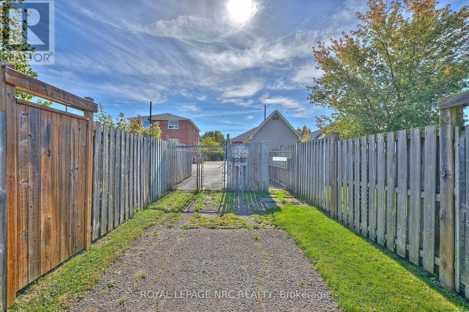 102 Townline Rd. West Road, St. Catharines, Ontario  L2T 1P7 - Photo 10 - X13800540