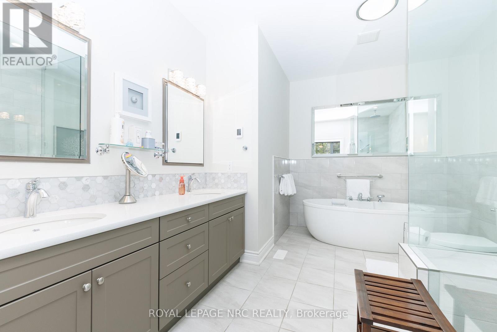 23 Francesco Crescent, St. Catharines, Ontario  L2S 4C7 - Photo 19 - X13800748