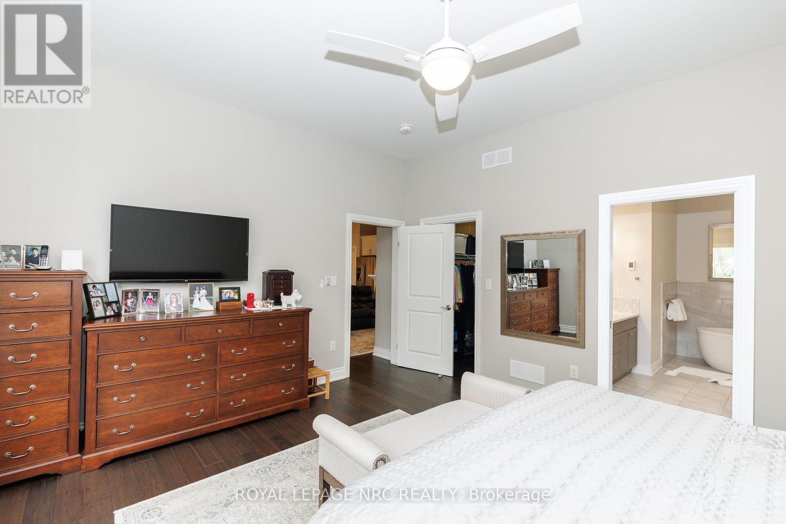 23 Francesco Crescent, St. Catharines, Ontario  L2S 4C7 - Photo 24 - X13800748