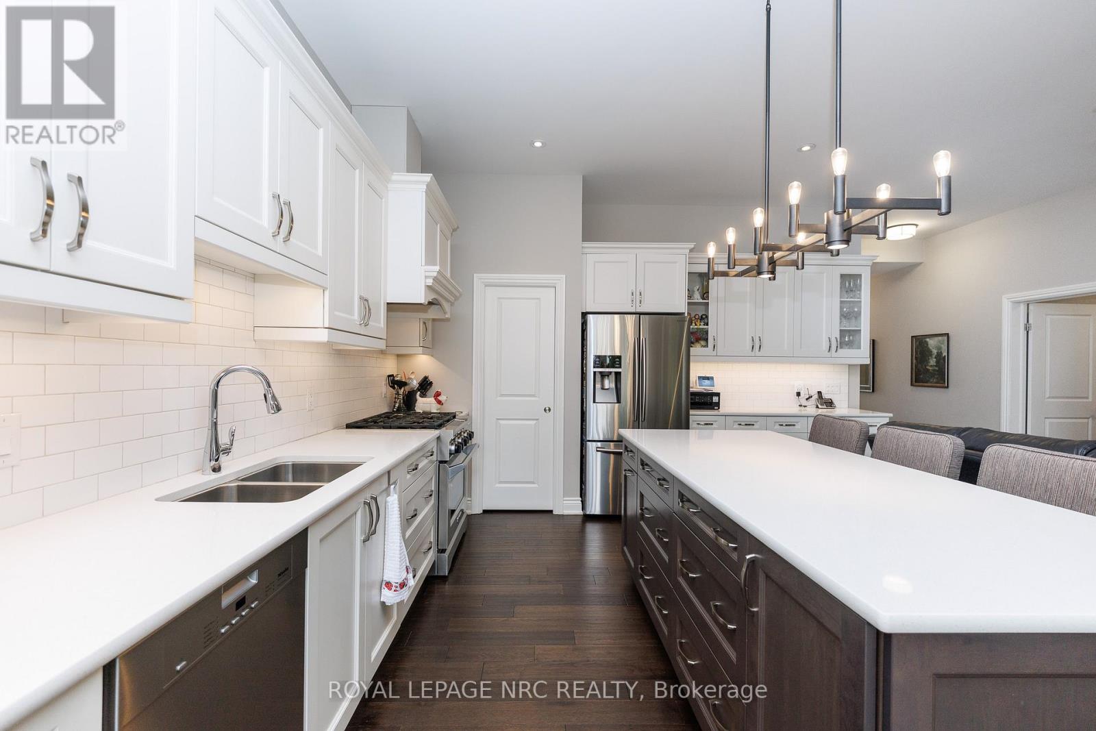 23 Francesco Crescent, St. Catharines, Ontario  L2S 4C7 - Photo 7 - X13800748