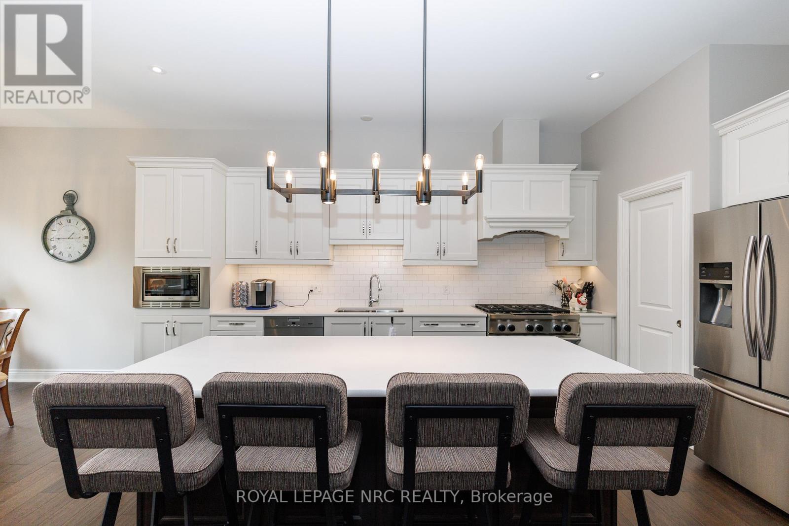 23 Francesco Crescent, St. Catharines, Ontario  L2S 4C7 - Photo 8 - X13800748