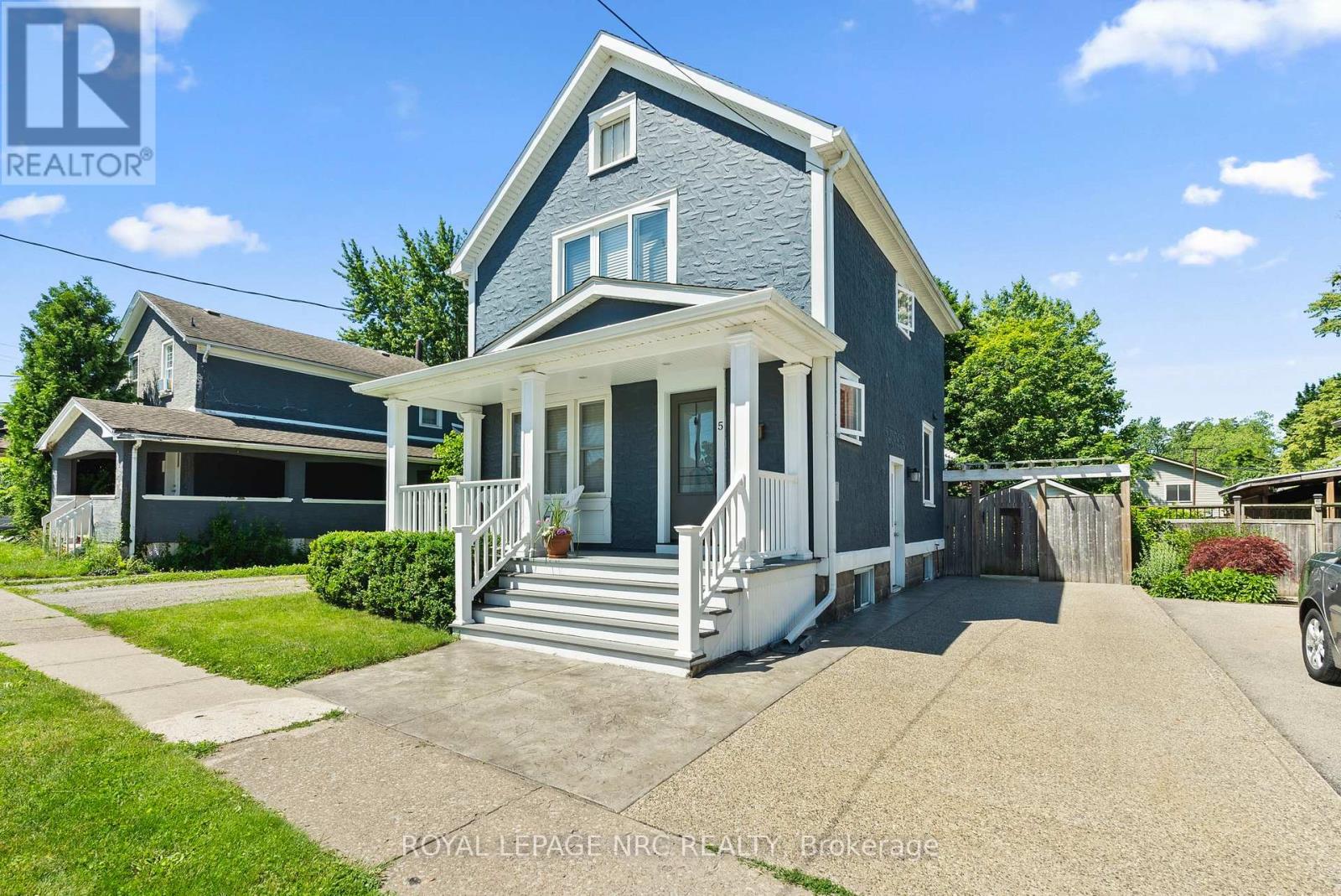 5 Greenlaw Place, St. Catharines, Ontario  L2R 4S5 - Photo 3 - X13800764