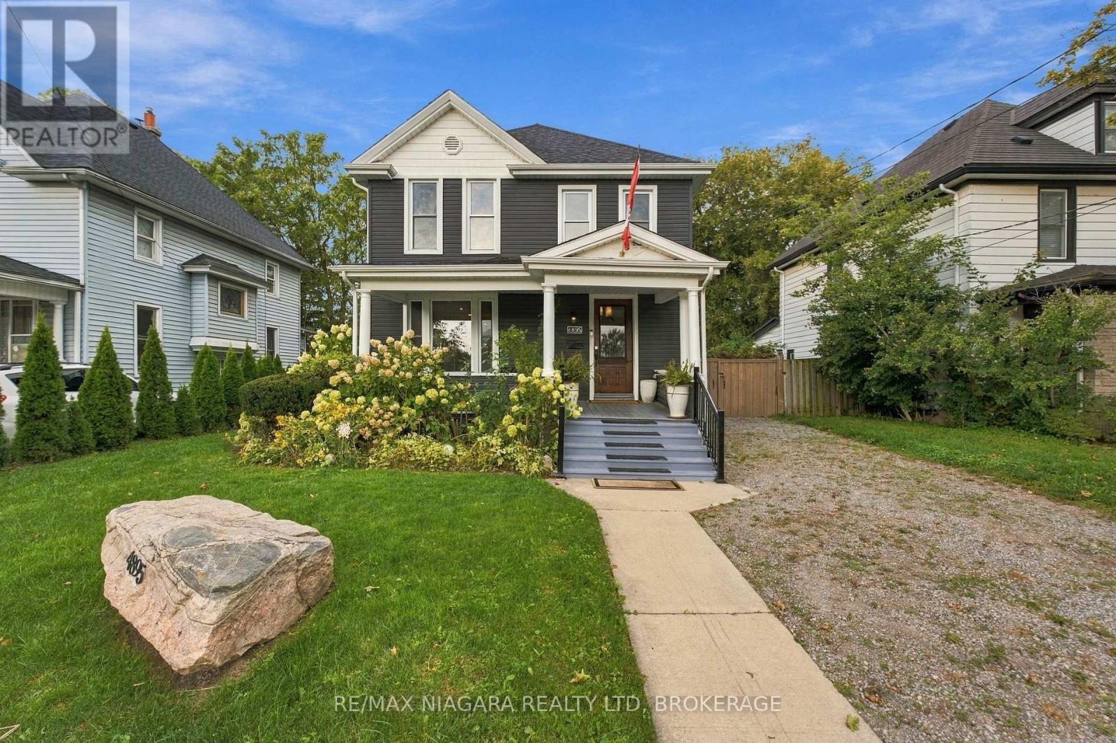 4895 CRYSLER AVENUE, Niagara Falls, Ontario