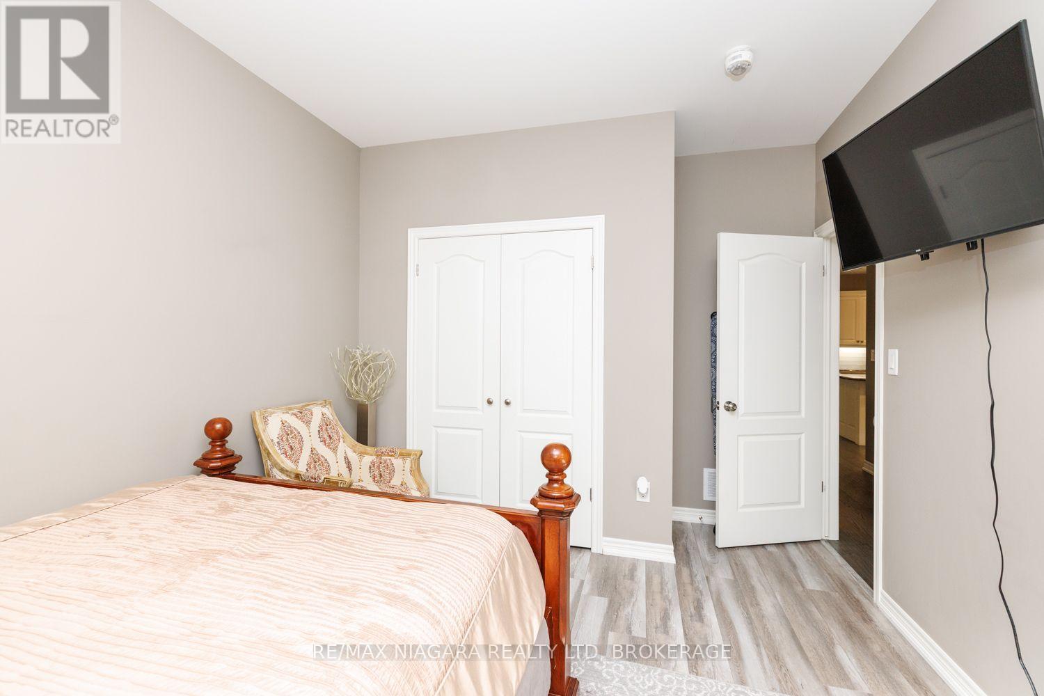 7653 Mulhern Street, Niagara Falls, Ontario  L2H 1B2 - Photo 17 - X13800868