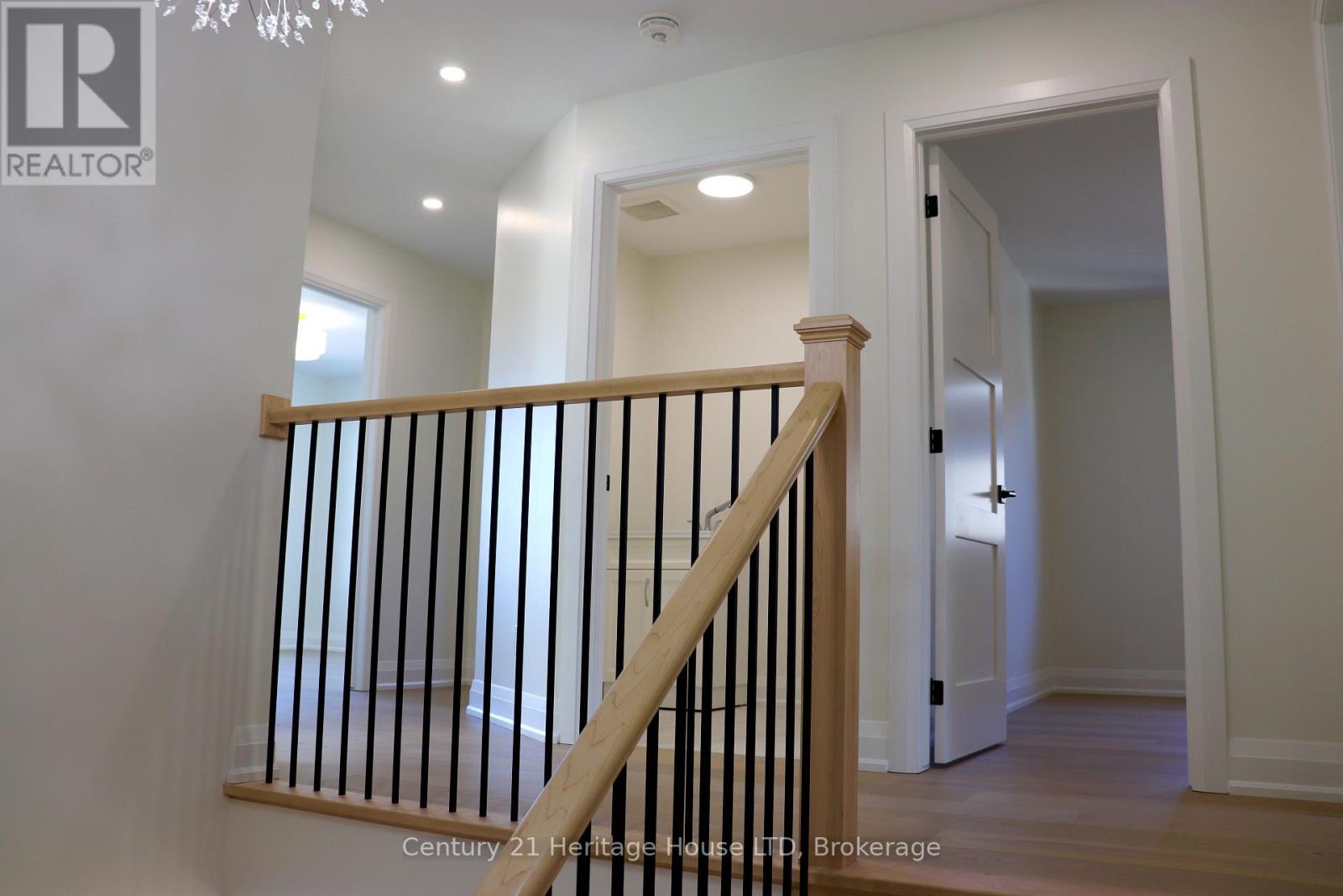 8890 Angie Drive, Niagara Falls, Ontario  L2H 3W8 - Photo 37 - X13801004