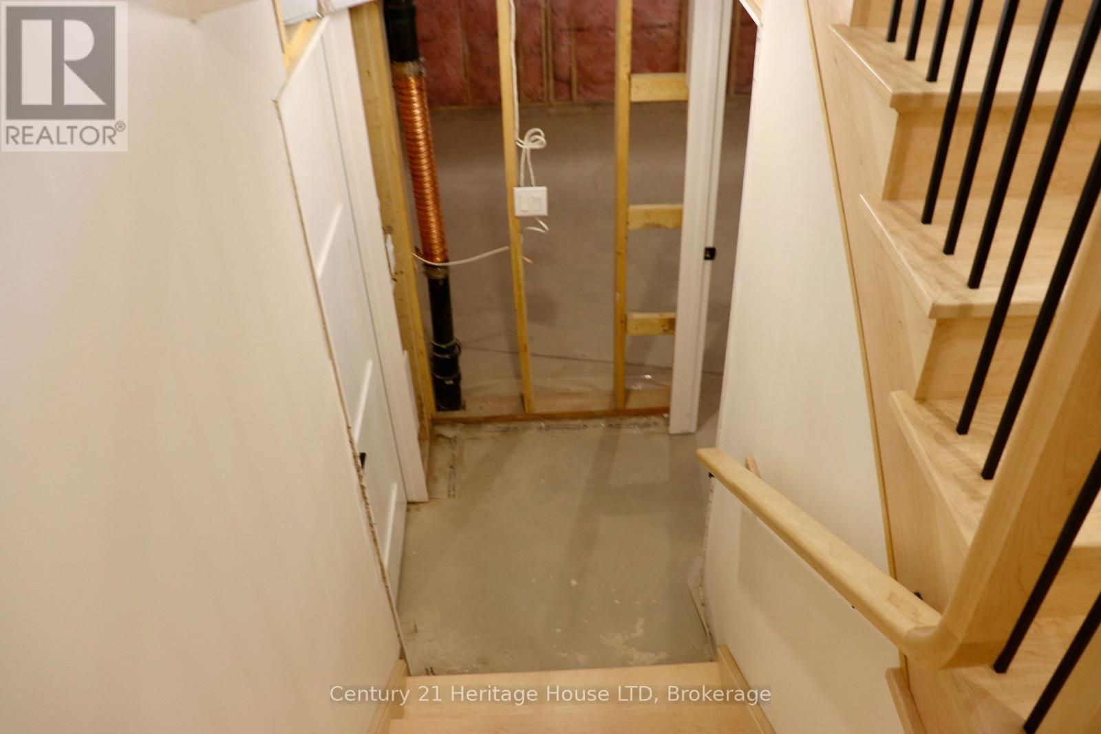 8890 Angie Drive, Niagara Falls, Ontario  L2H 3W8 - Photo 43 - X13801004