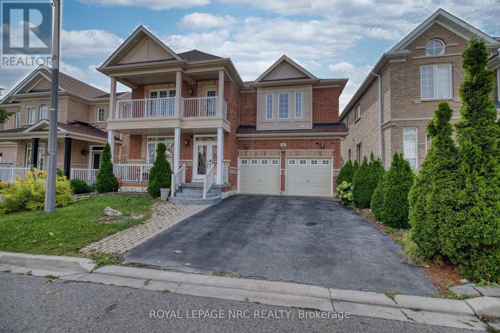 25 Maverick Crescent, Brampton, Ontario  L6R 3E6 - Photo 2 - W13804560