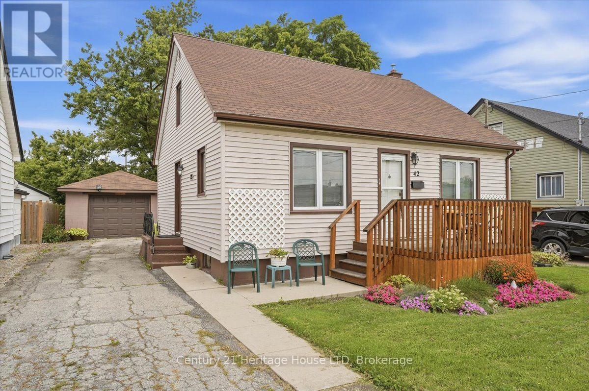 42 LINCOLN STREET, Welland, Ontario