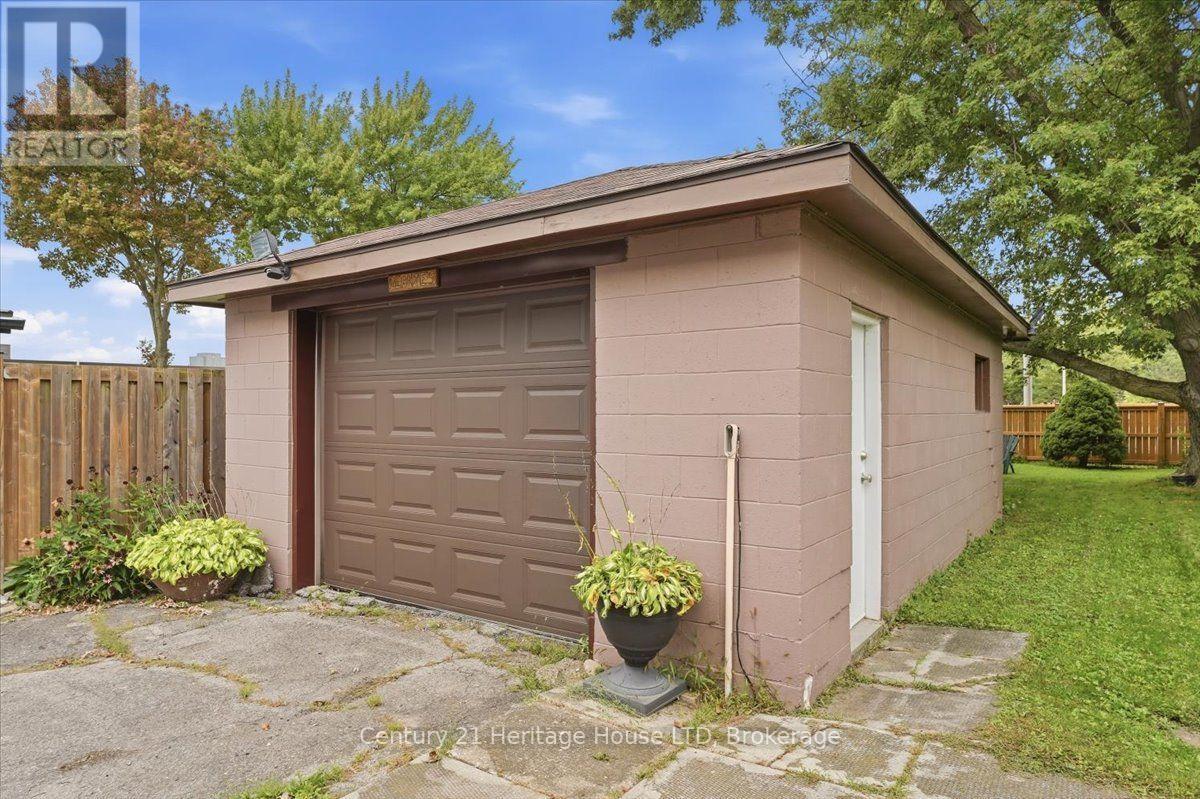 42 Lincoln Street, Welland, Ontario  L3C 5J1 - Photo 6 - X13804462