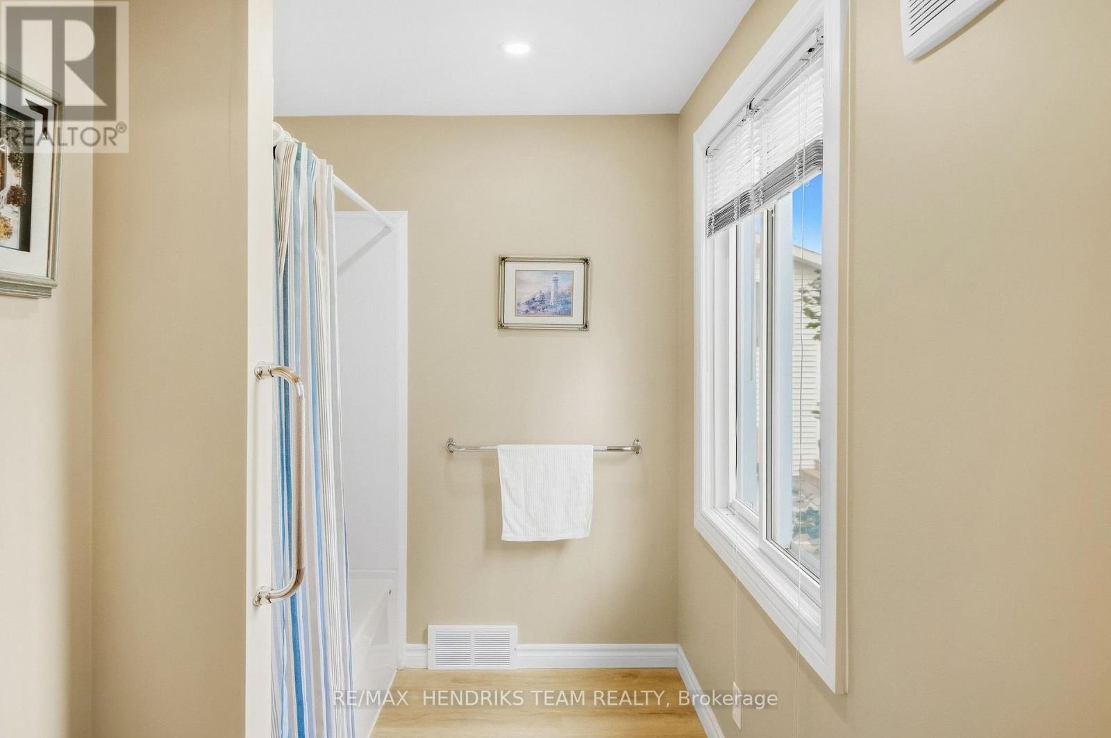 4503 Lincoln Avenue, Lincoln, Ontario  L3J 1S3 - Photo 17 - X13805808