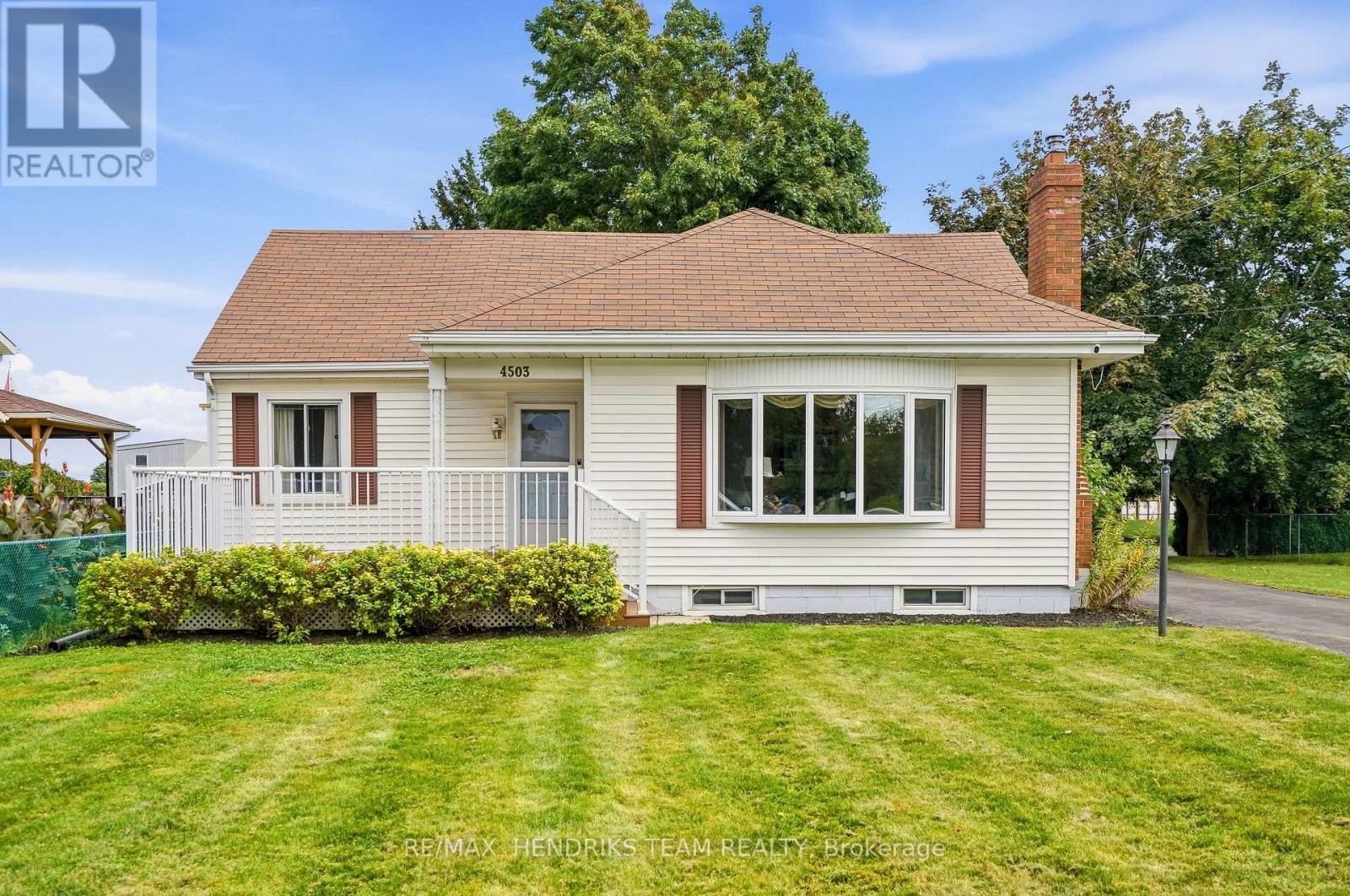 4503 Lincoln Avenue, Lincoln, Ontario  L3J 1S3 - Photo 2 - X13805808