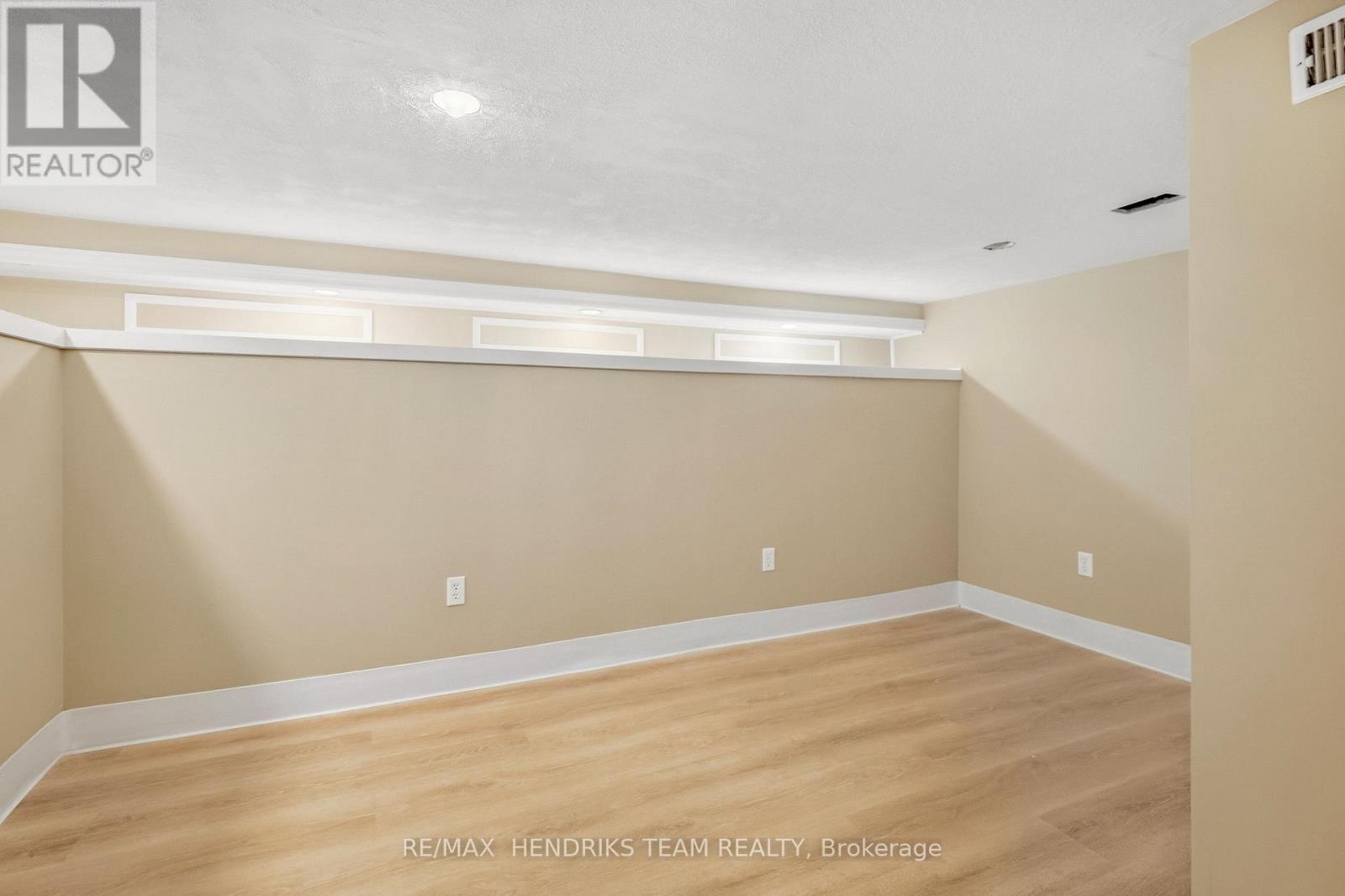 4503 Lincoln Avenue, Lincoln, Ontario  L3J 1S3 - Photo 27 - X13805808