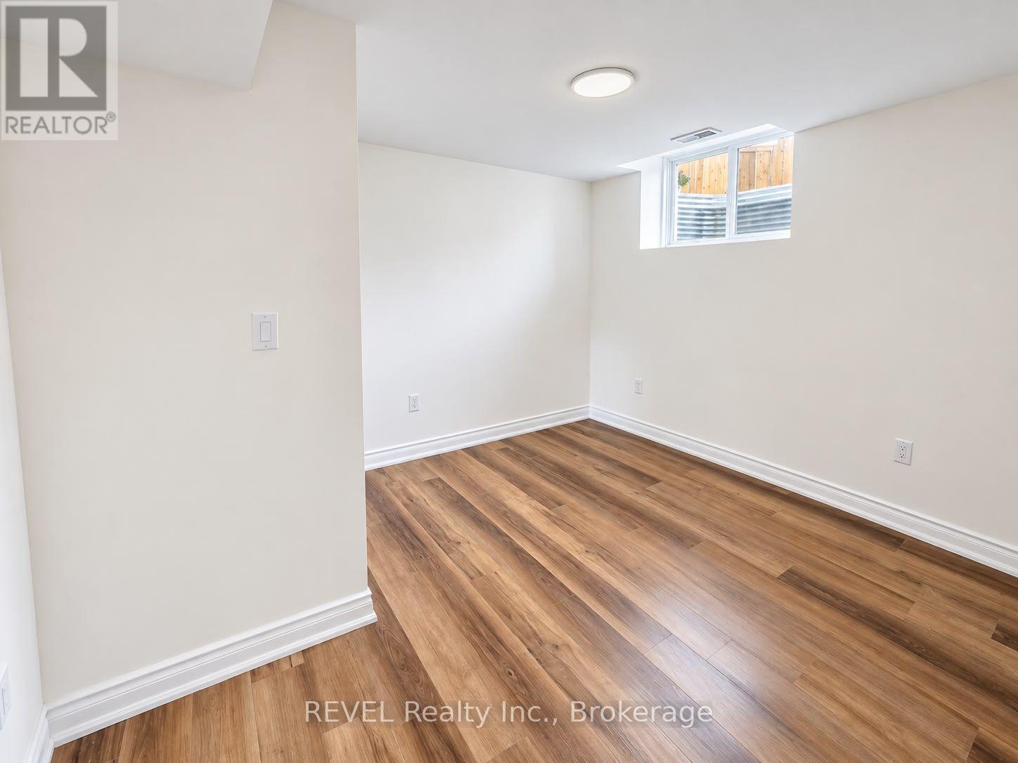 Lower - 15 Ironwood Court, Thorold, Ontario  L2V 0J1 - Photo 5 - X13805834
