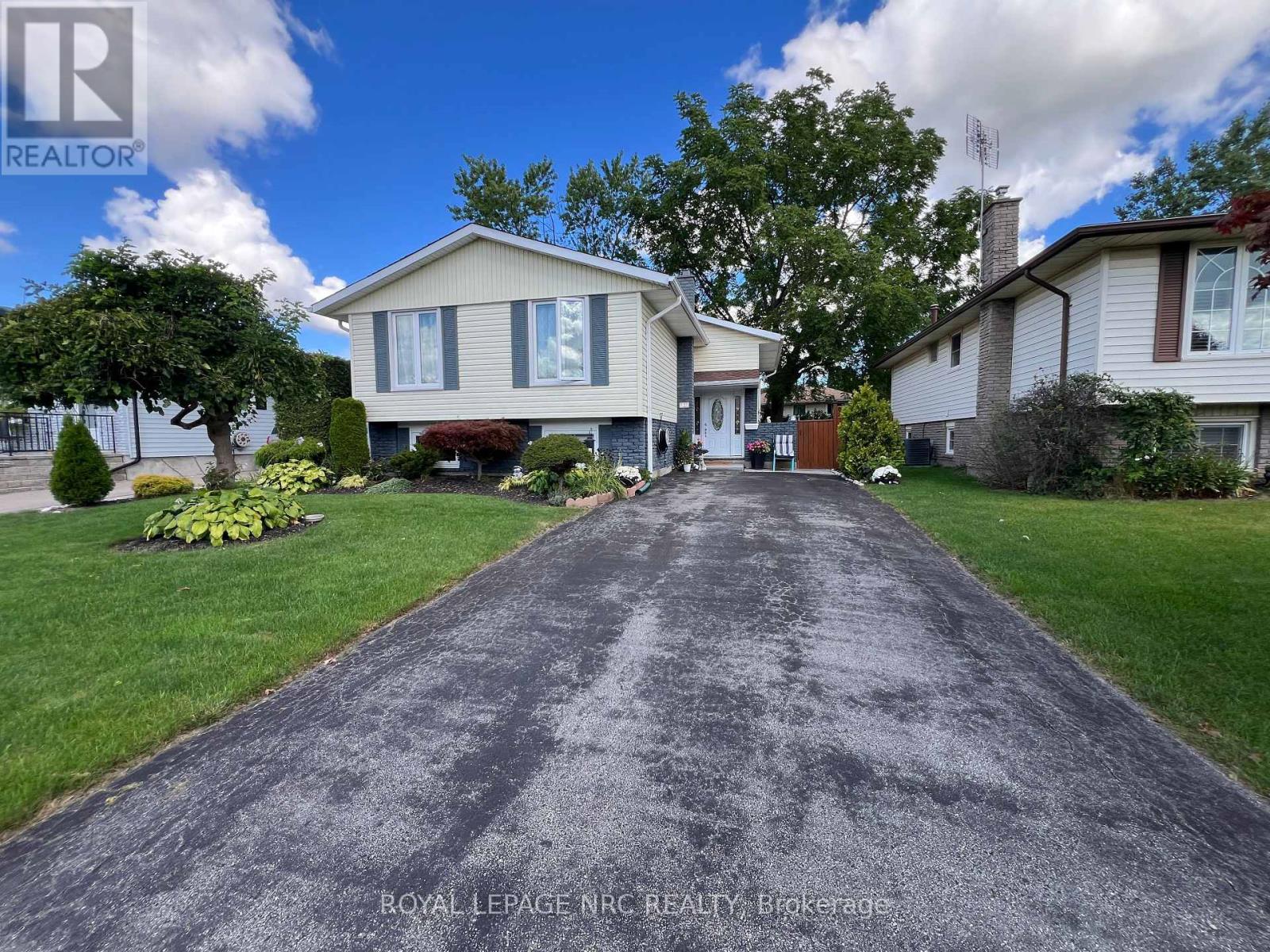 127 Keefer Road, Thorold, Ontario  L2V 4N1 - Photo 2 - X13805900