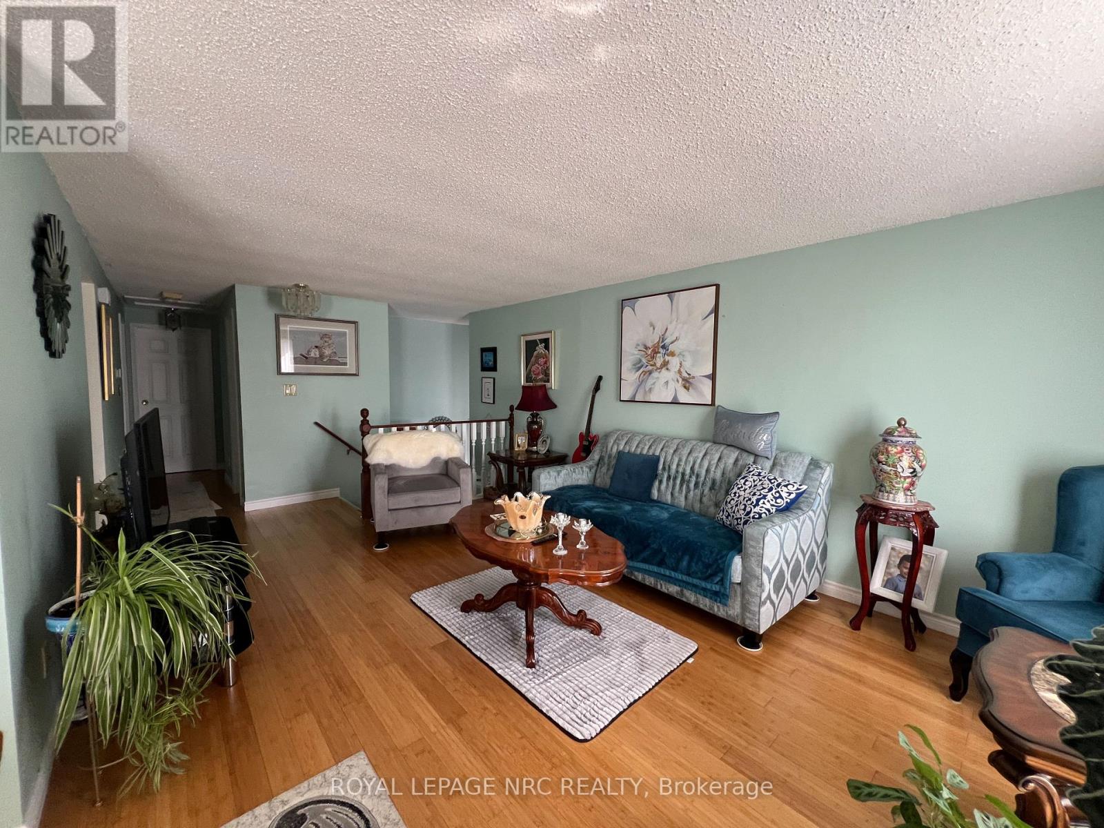 127 Keefer Road, Thorold, Ontario  L2V 4N1 - Photo 5 - X13805900