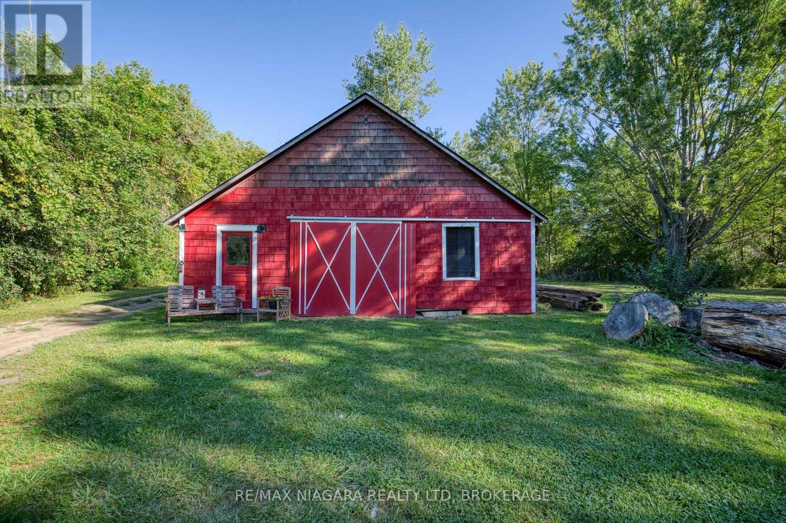 4728 Michener Road, Fort Erie, Ontario  L0S 1N0 - Photo 3 - X13805902