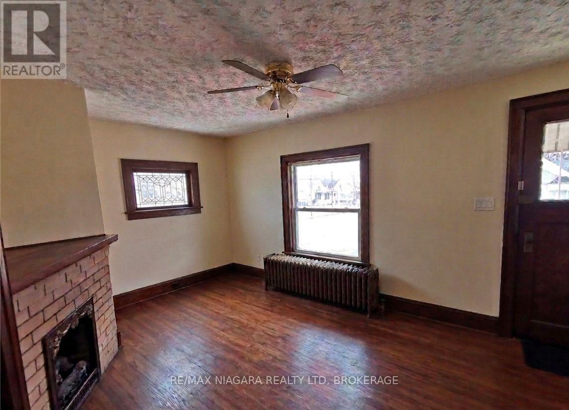 5078-5086 Fifth Avenue, Niagara Falls, Ontario  L2E 4S5 - Photo 4 - X13806508
