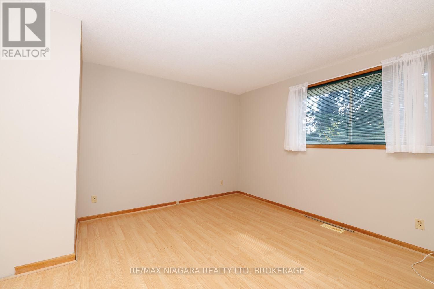 4166 Chippawa Parkway, Niagara Falls, Ontario  L2G 6E5 - Photo 16 - X13806564