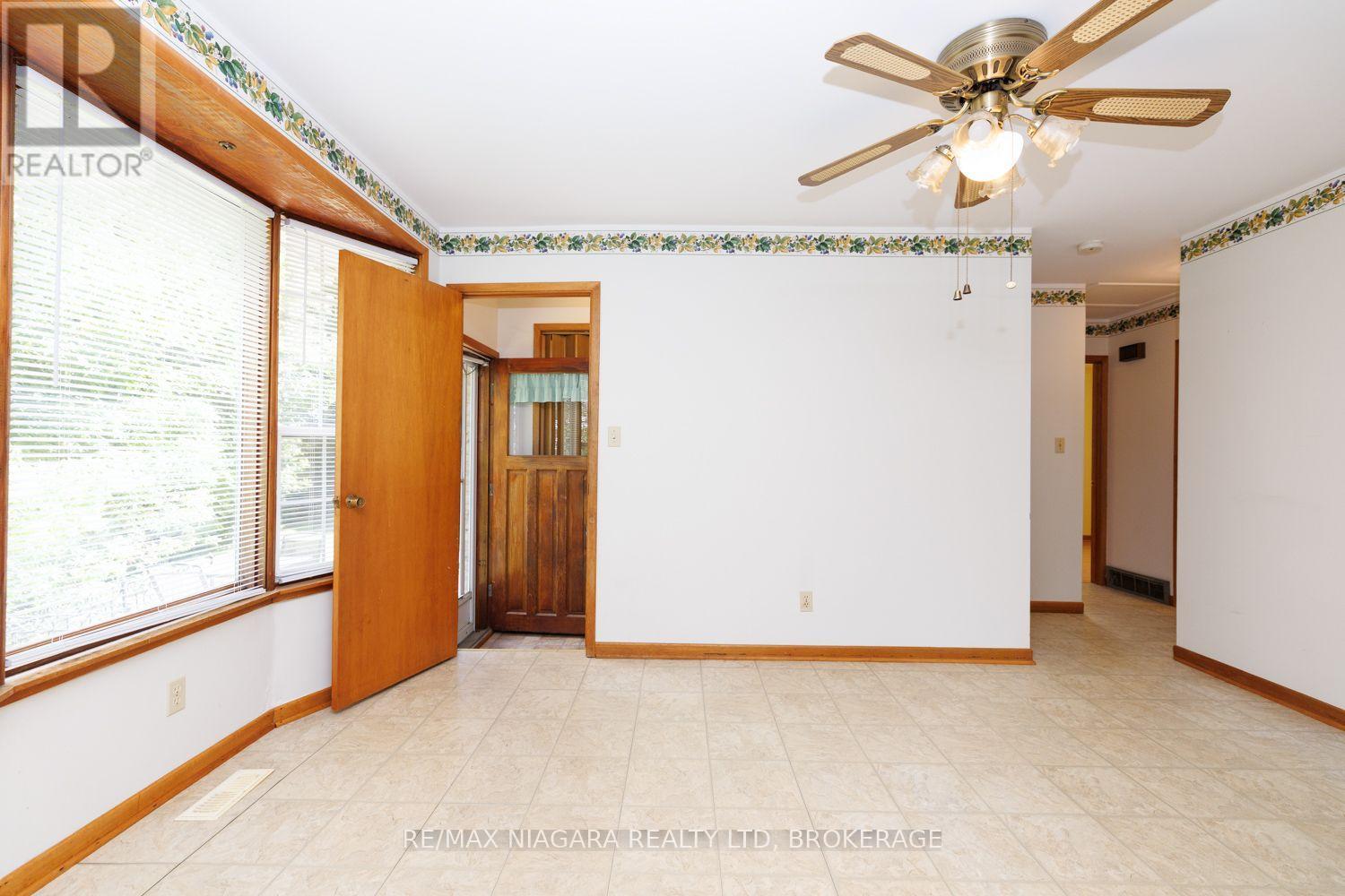 4166 Chippawa Parkway, Niagara Falls, Ontario  L2G 6E5 - Photo 8 - X13806564