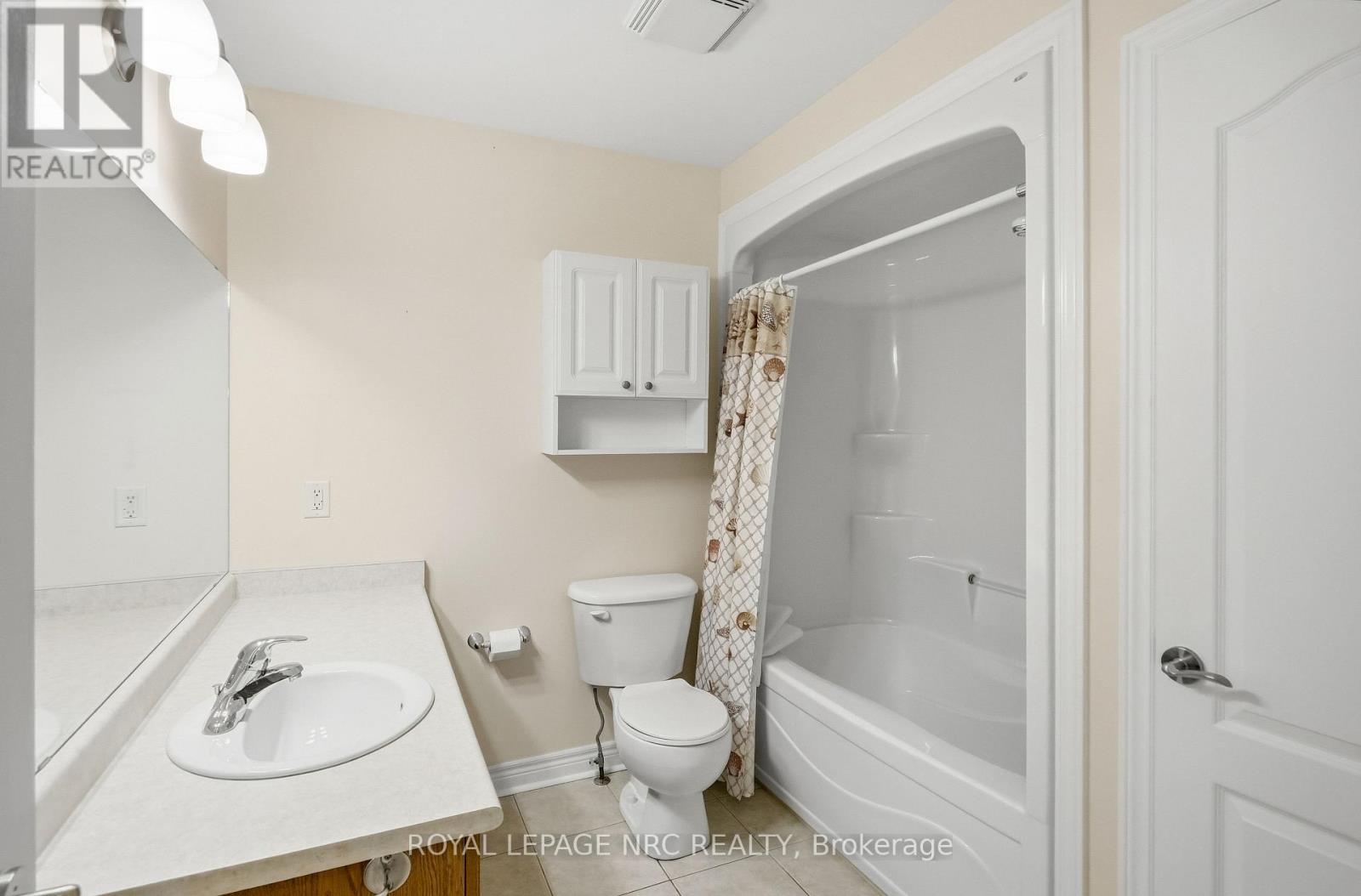 8 Bluegrass Crescent, St. Catharines, Ontario  L2P 0A7 - Photo 20 - X13806642