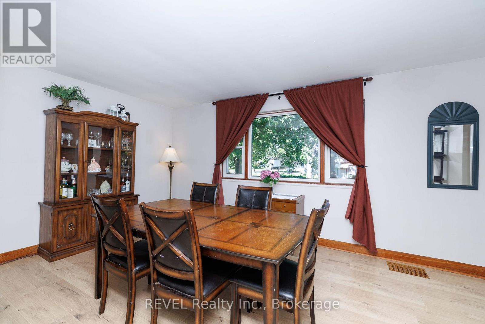 5608 Glamis Crescent, Niagara Falls, Ontario  L2G 1G3 - Photo 9 - X13808104