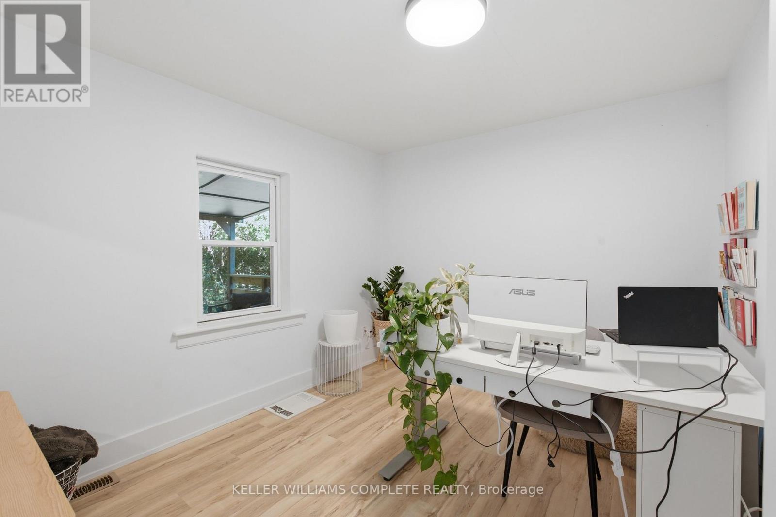 409 Ontario Street, Grimsby, Ontario  L3M 3H6 - Photo 14 - X13808270
