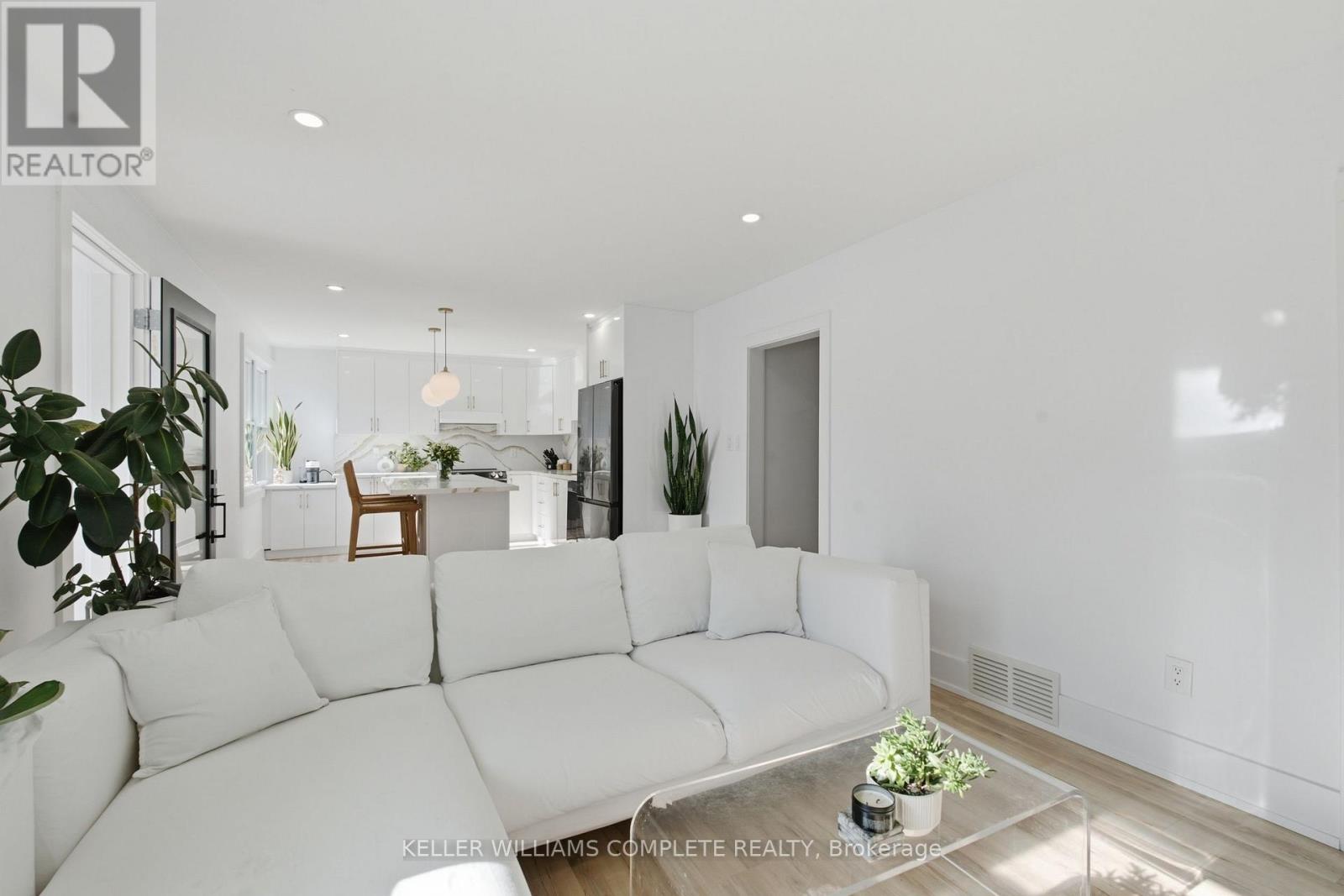 409 Ontario Street, Grimsby, Ontario  L3M 3H6 - Photo 8 - X13808270