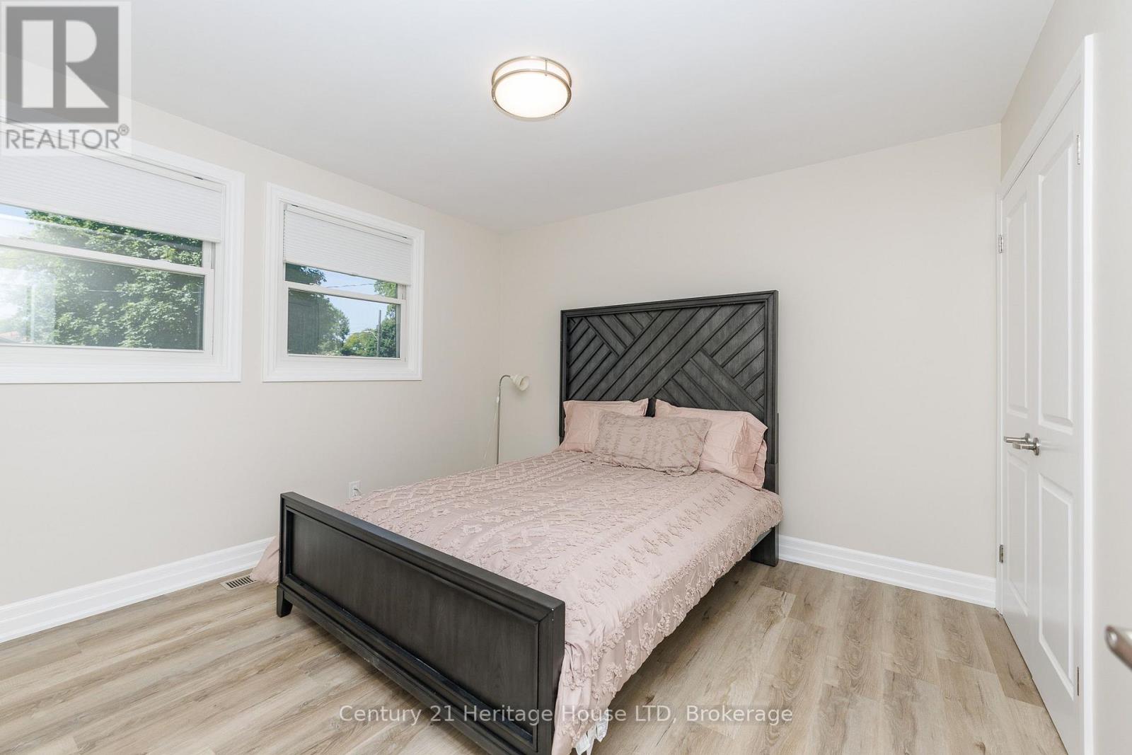 Upper - 37 Coronation Boulevard, St. Catharines, Ontario  L2S 2V2 - Photo 8 - X13808496
