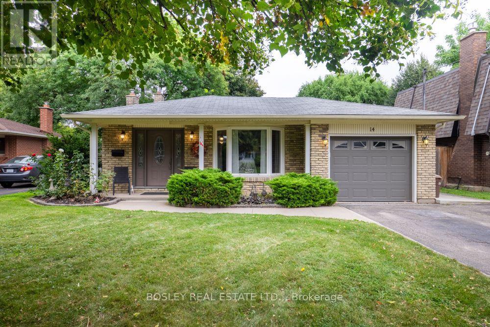 14 AMEER DRIVE, St. Catharines, Ontario