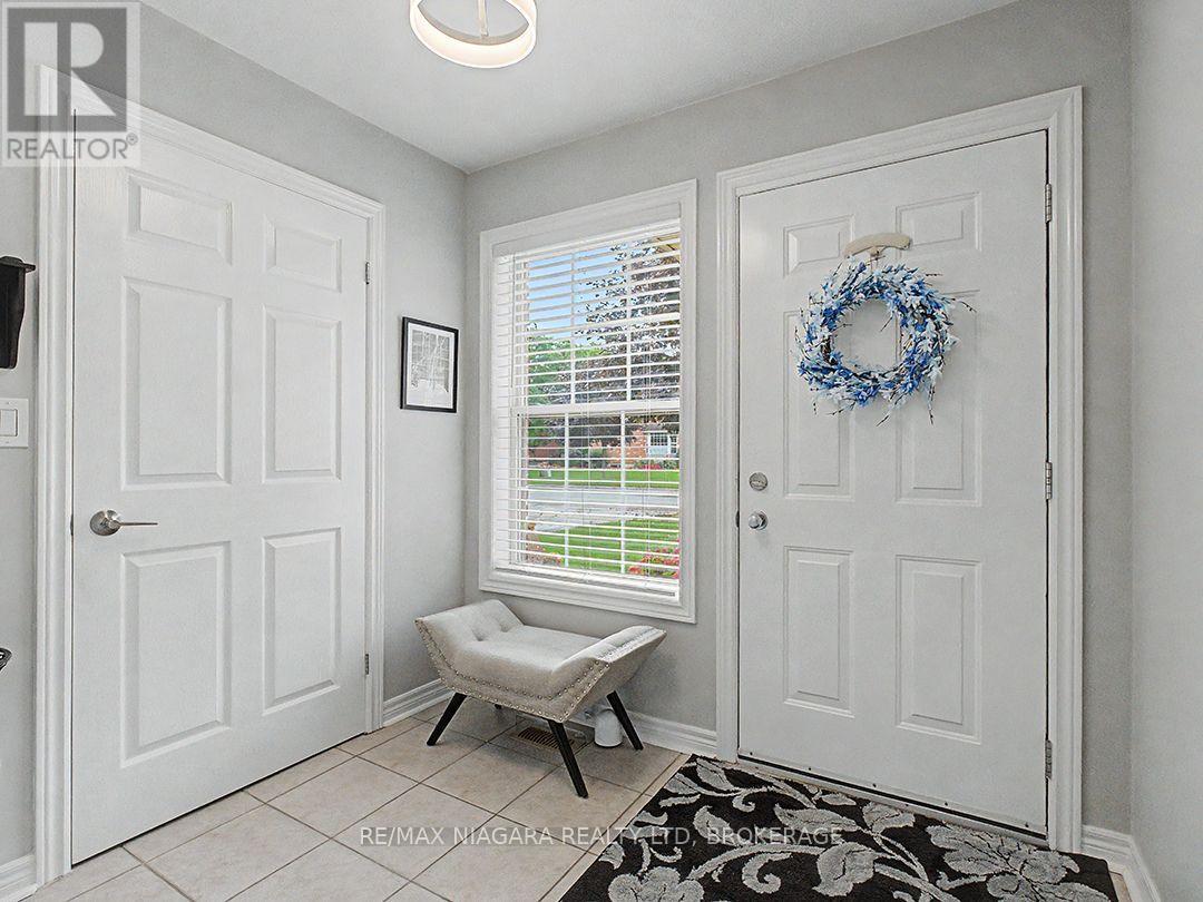 319 Elgin Street, Port Colborne, Ontario  L3K 6A2 - Photo 5 - X13809166