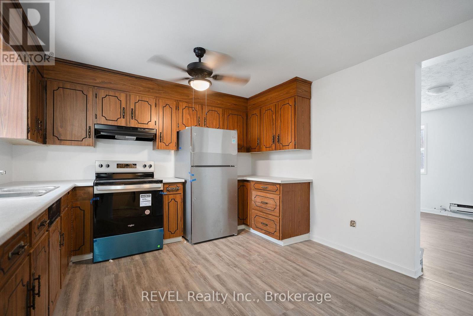 50 Front Street N, Thorold, Ontario  L2V 1X5 - Photo 17 - X13810312