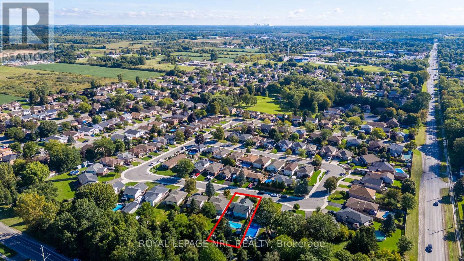 92 Larchwood Circle, Welland, Ontario  L3C 6T3 - Photo 3 - X13810630