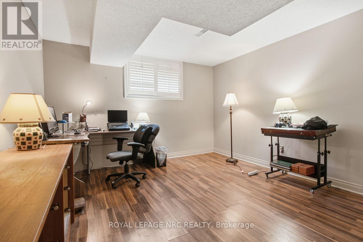 92 Larchwood Circle, Welland, Ontario  L3C 6T3 - Photo 34 - X13810630