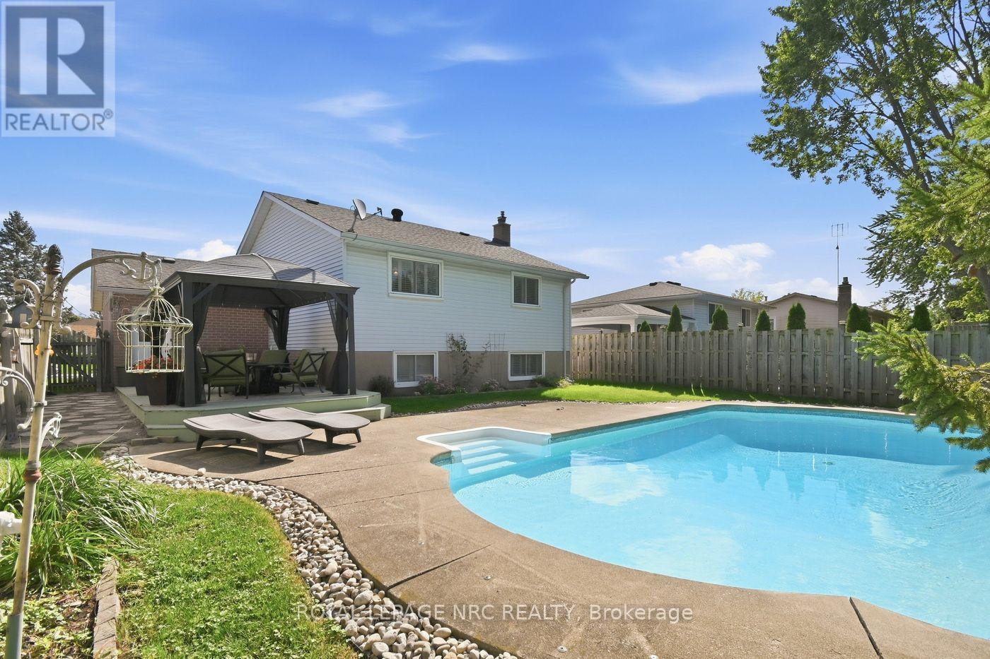 92 Larchwood Circle, Welland, Ontario  L3C 6T3 - Photo 41 - X13810630