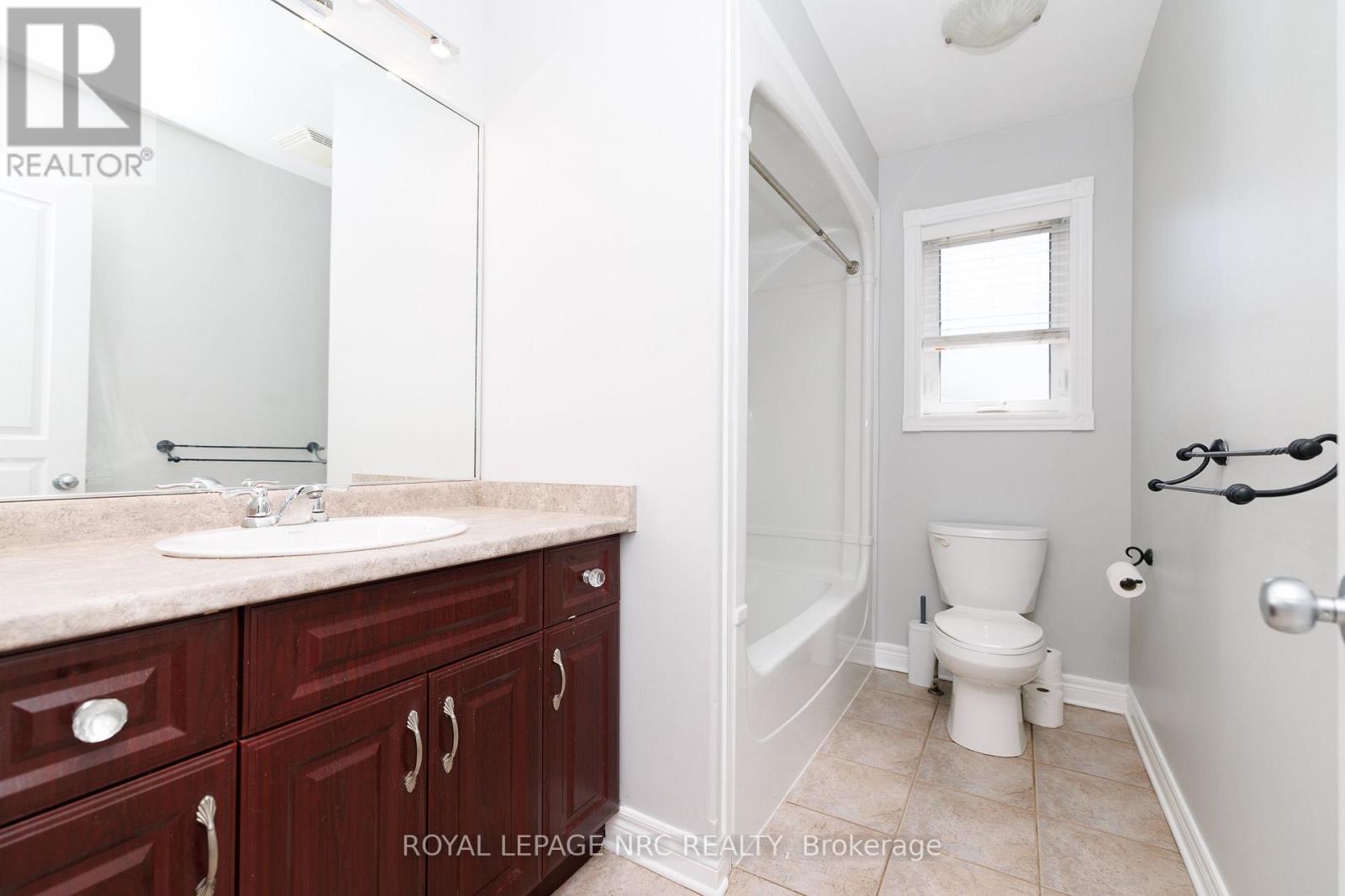 8532 Heikoop Crescent, Niagara Falls, Ontario  L2H 3J7 - Photo 30 - X13810842