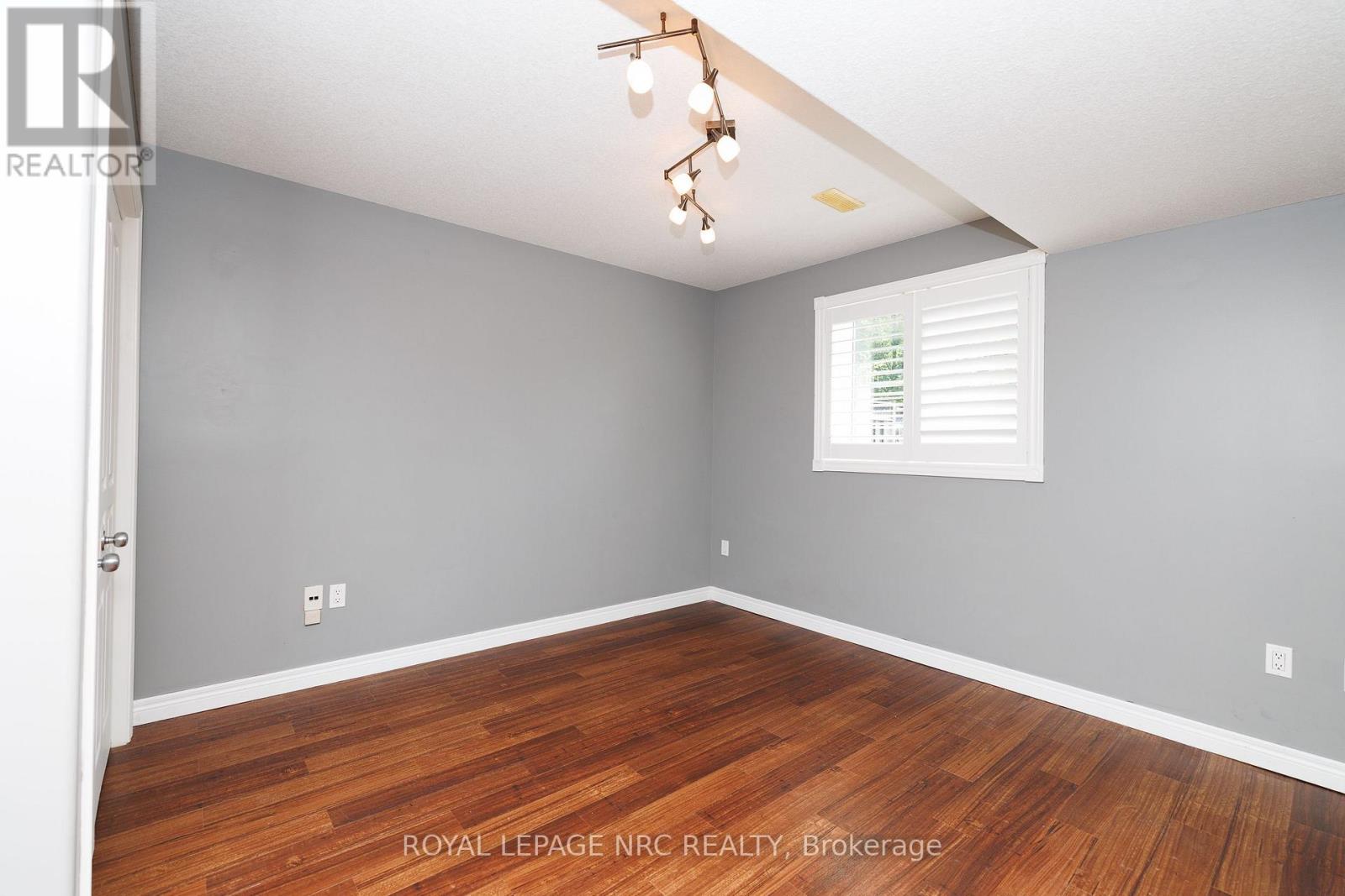 8532 Heikoop Crescent, Niagara Falls, Ontario  L2H 3J7 - Photo 37 - X13810842