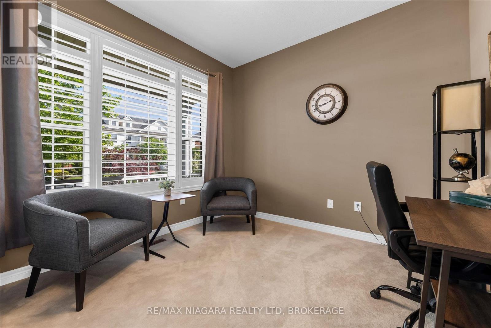 404 Wright Crescent, Niagara-On-The-Lake, Ontario  L0S 1J0 - Photo 2 - X13810910