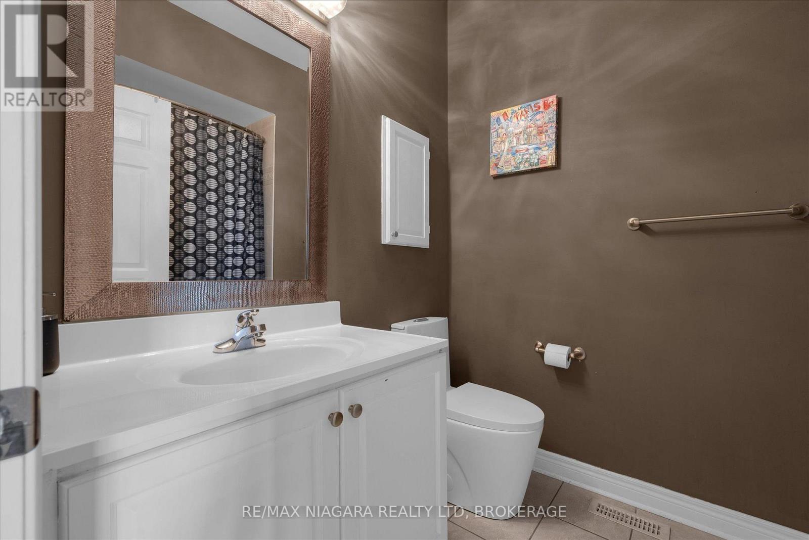 404 Wright Crescent, Niagara-On-The-Lake, Ontario  L0S 1J0 - Photo 7 - X13810910