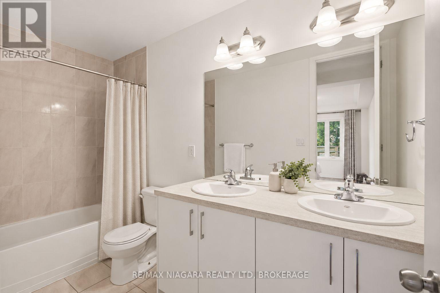 12 George Manor, Niagara-On-The-Lake, Ontario  L0S 1J0 - Photo 14 - X13811374