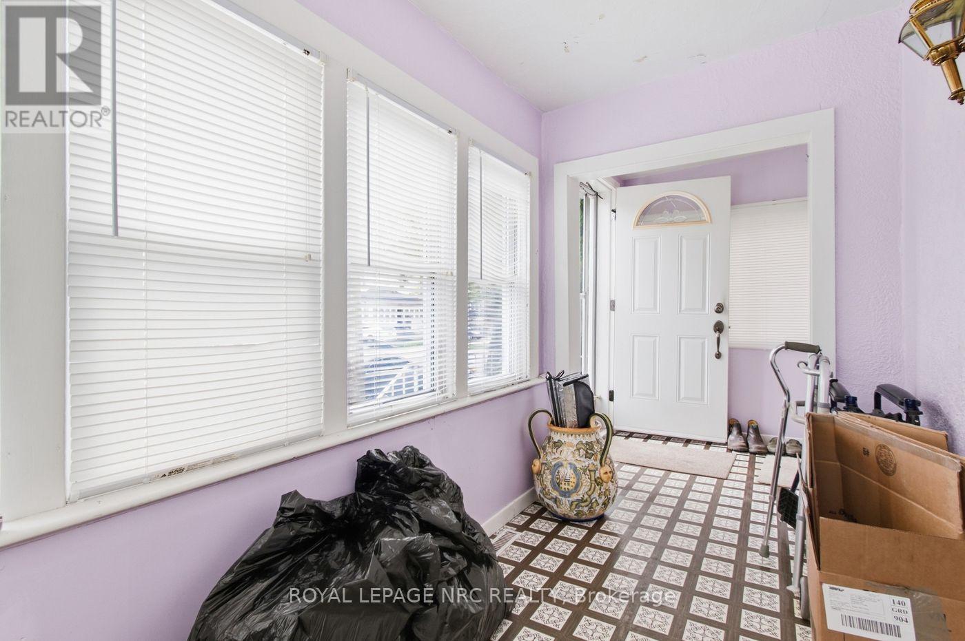 24 Fifth Street, Welland, Ontario  L3B 4Z3 - Photo 3 - X13811684