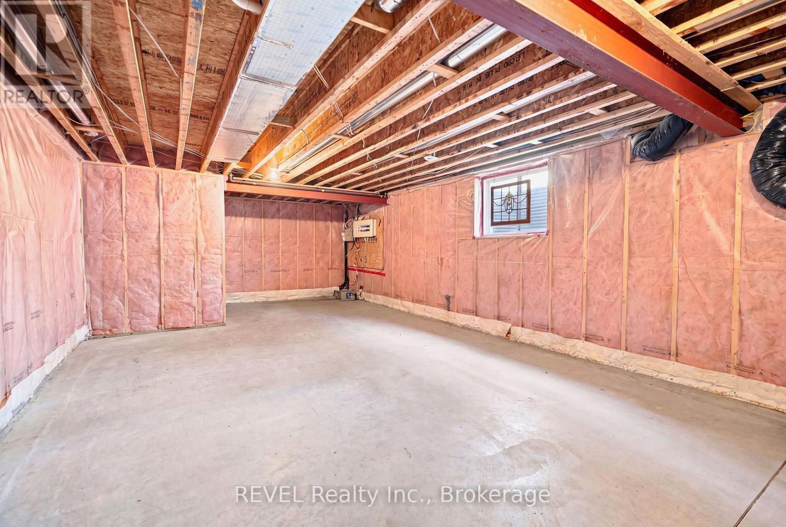 90 Sunrise Court, Fort Erie, Ontario  L0S 1N0 - Photo 34 - X13811800