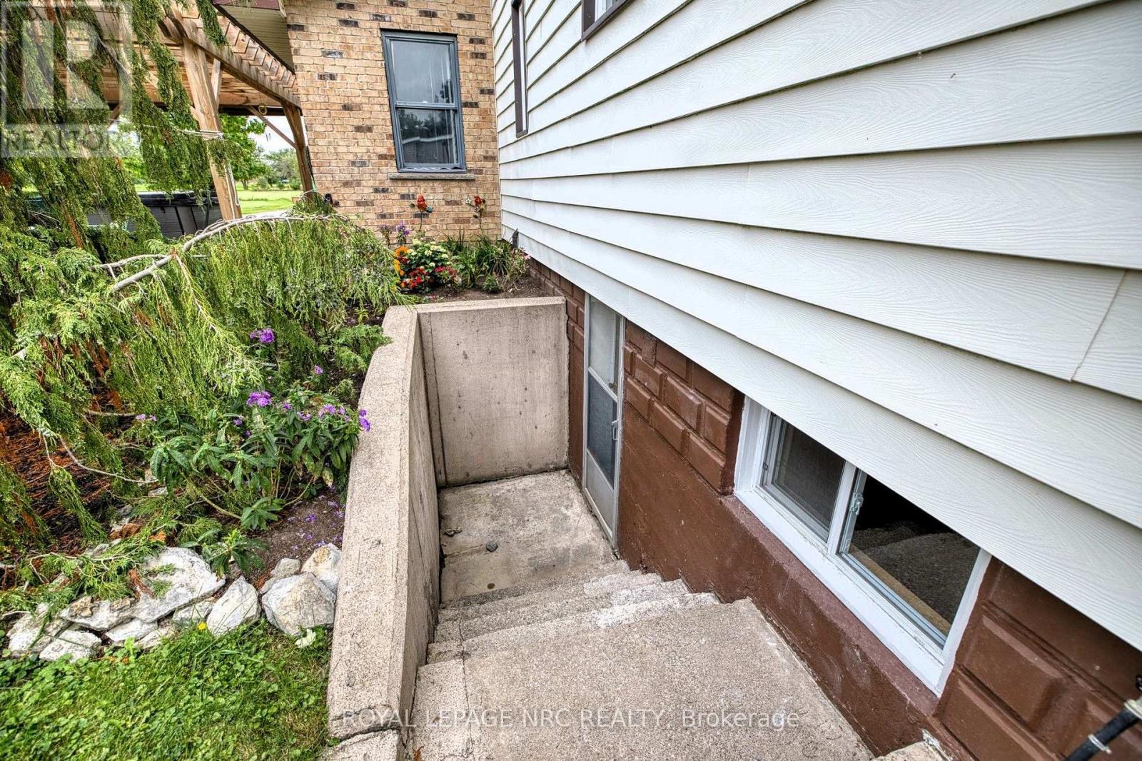 647 Chippawa Road, Port Colborne, Ontario  L3K 5V5 - Photo 10 - X13812160